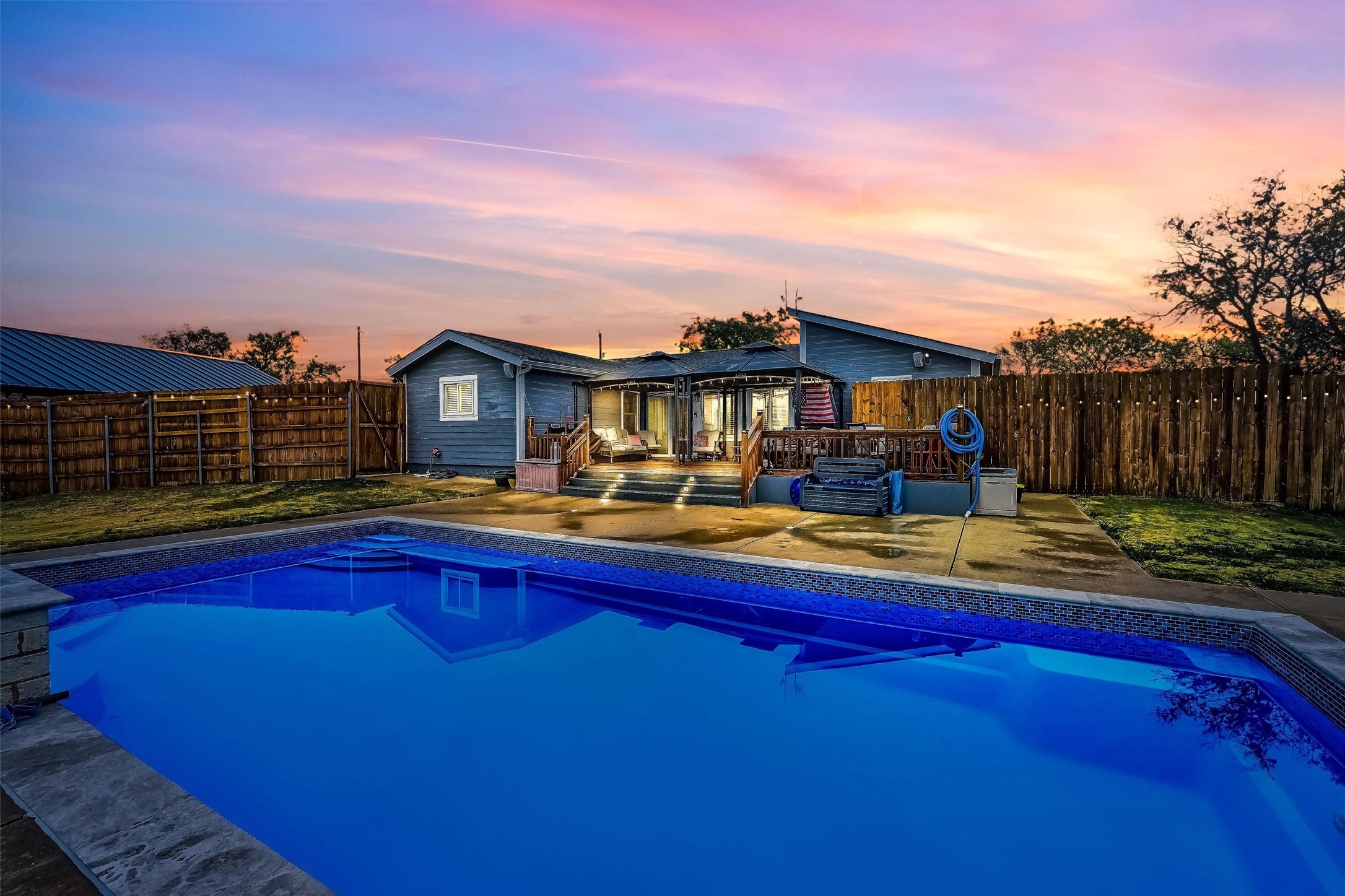 2212 Fred Smith Parkway