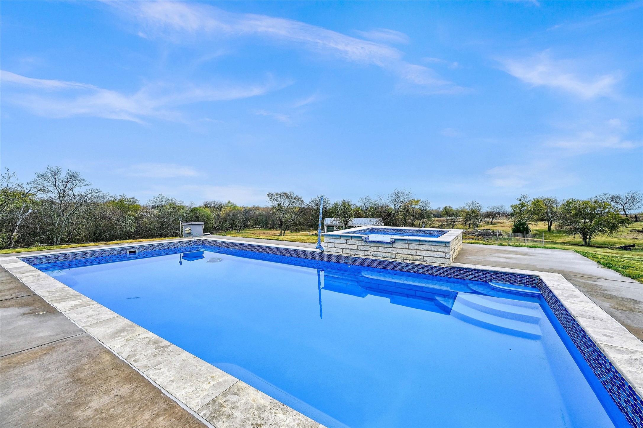 2212 Fred Smith Parkway