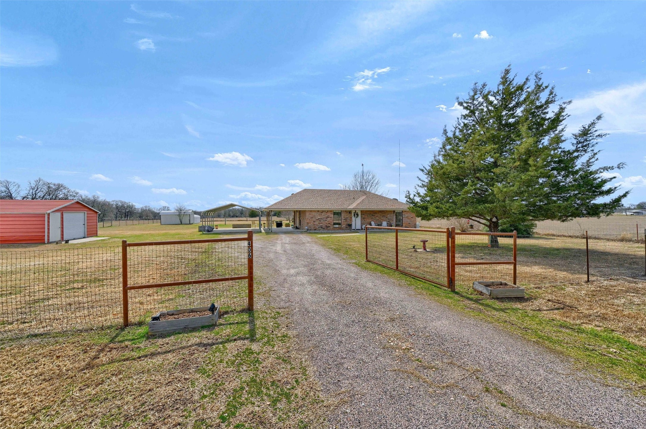 406 Cedar Crest