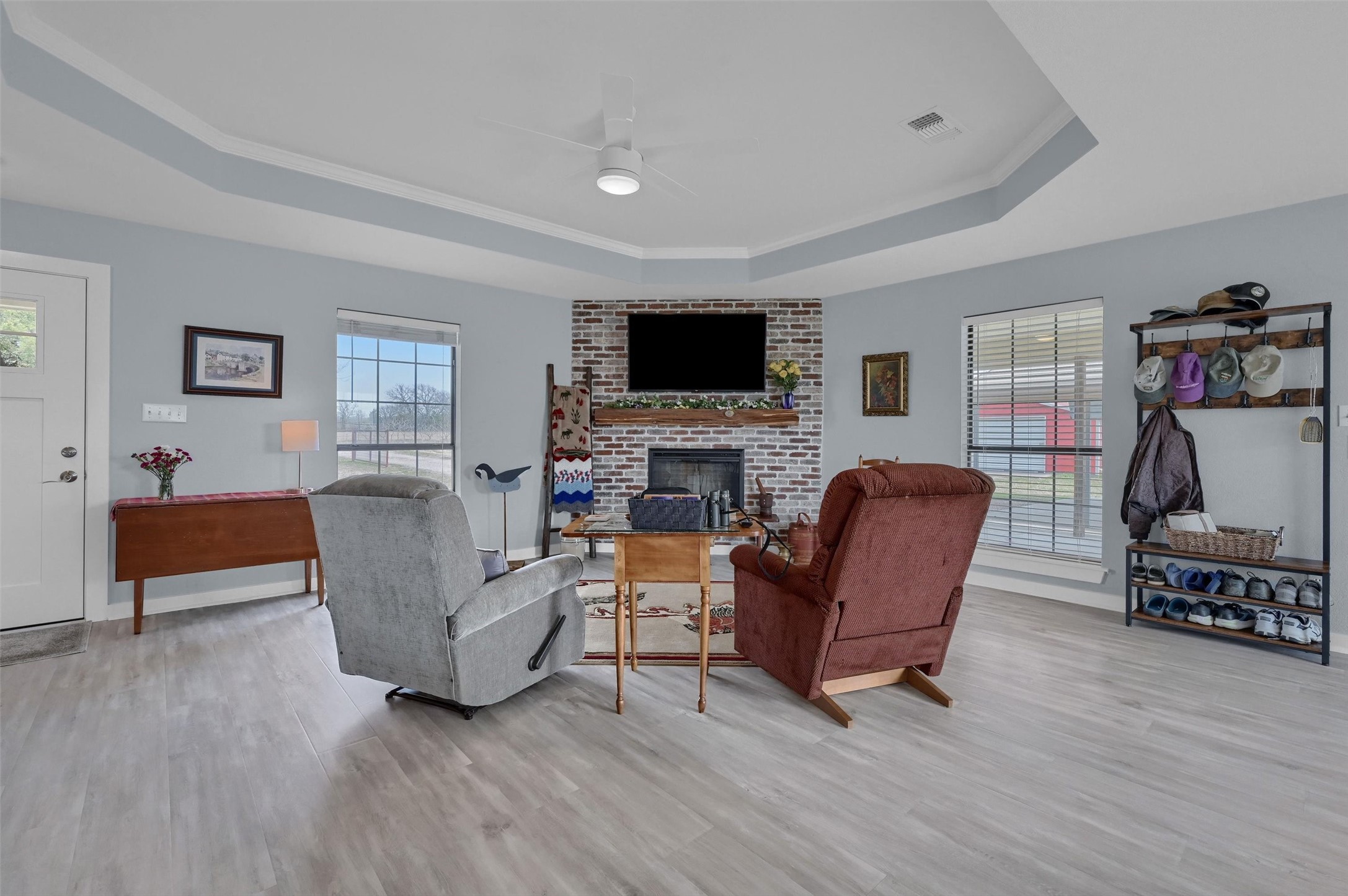 406 Cedar Crest