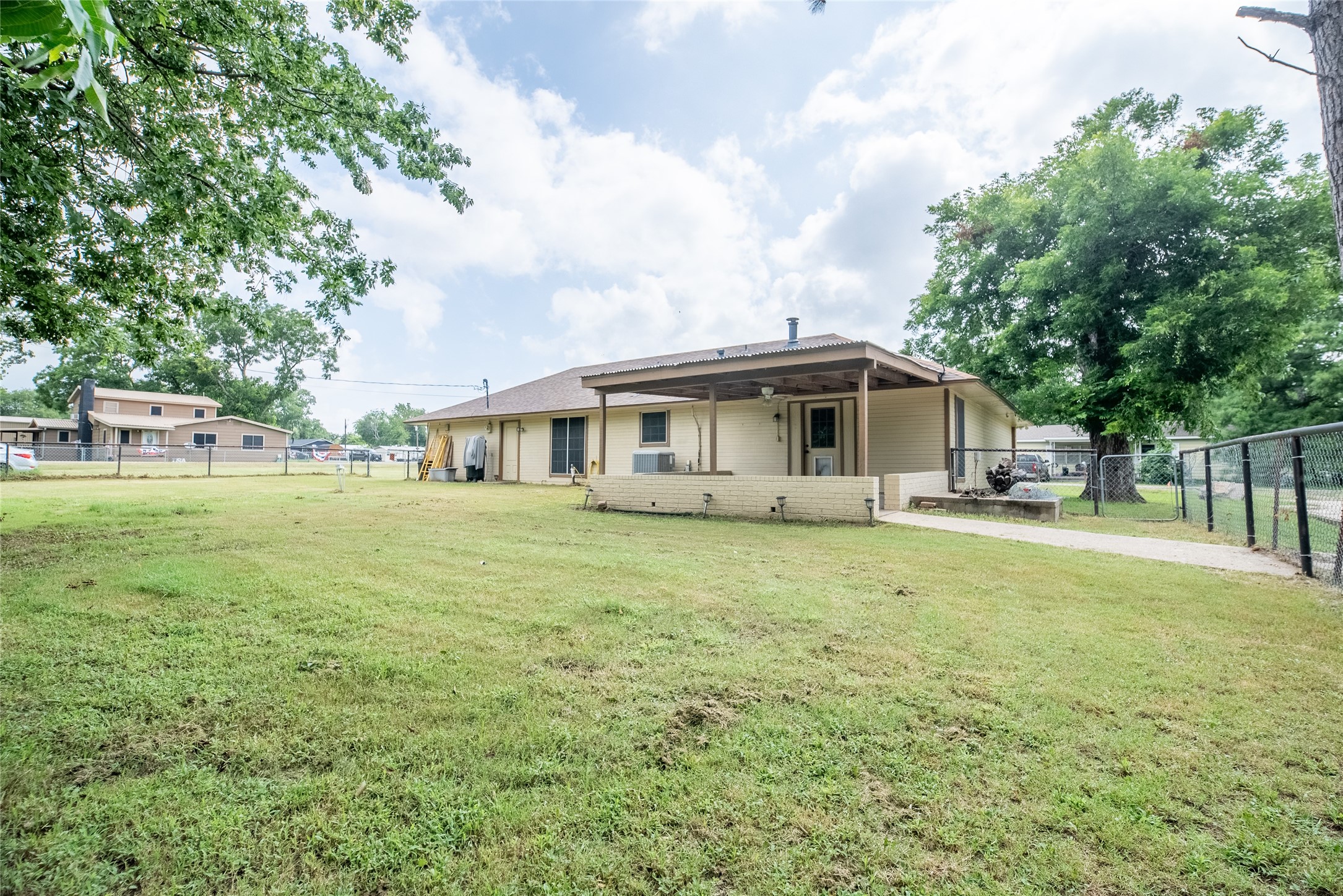 373 Old Shawnee Trail Drive