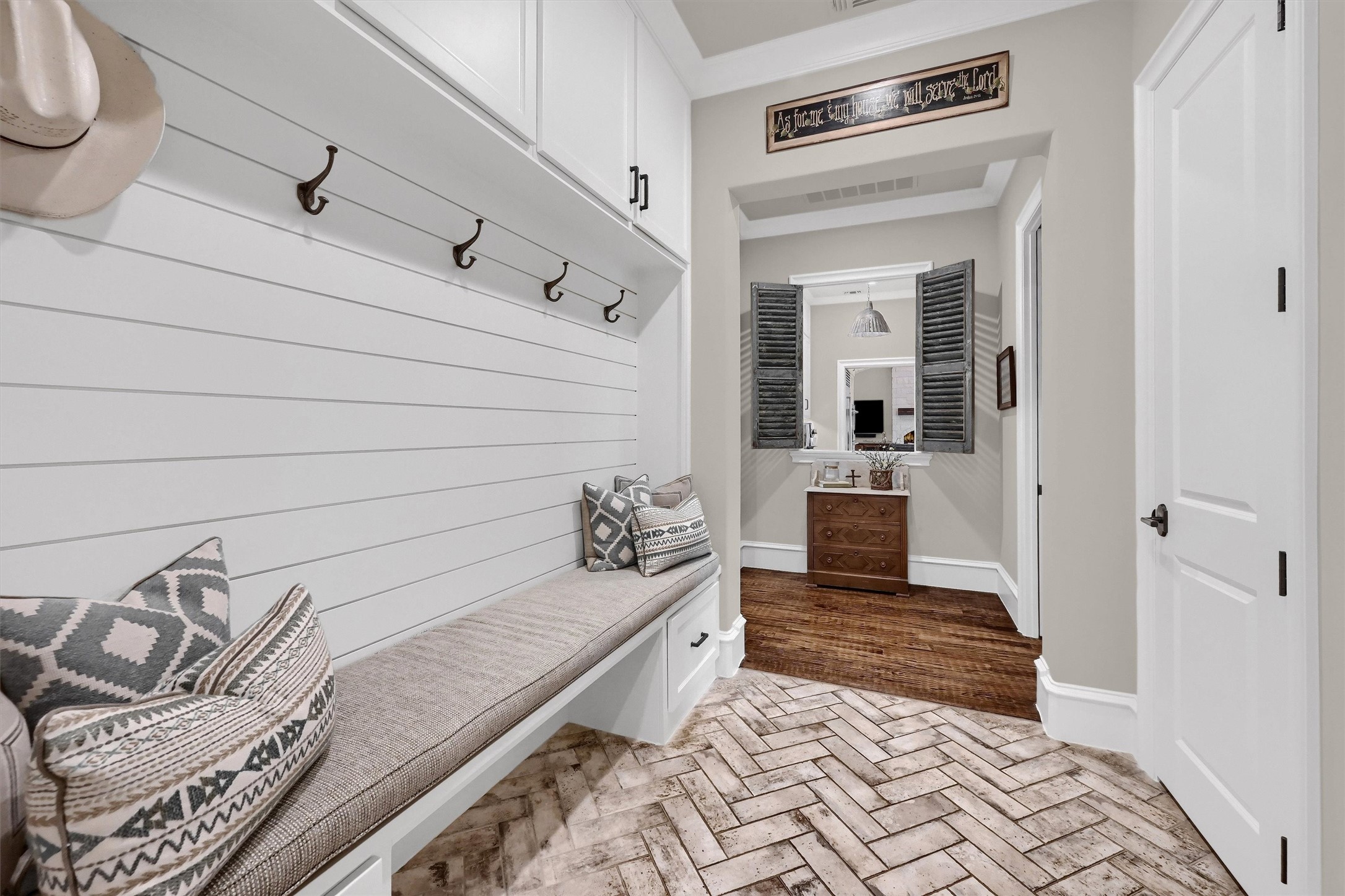 8301 Stephens Ranch Road