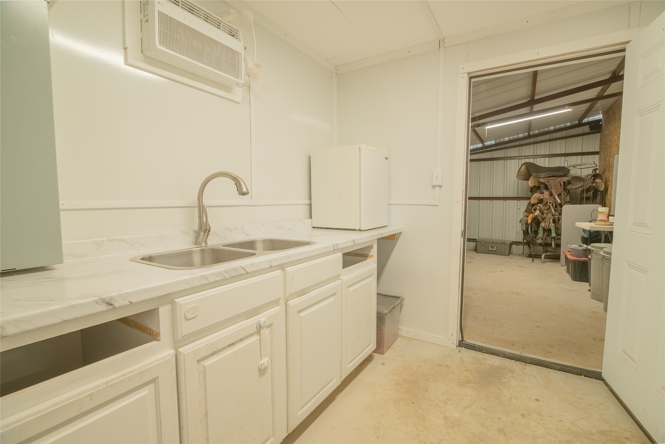 838 County Road 2121