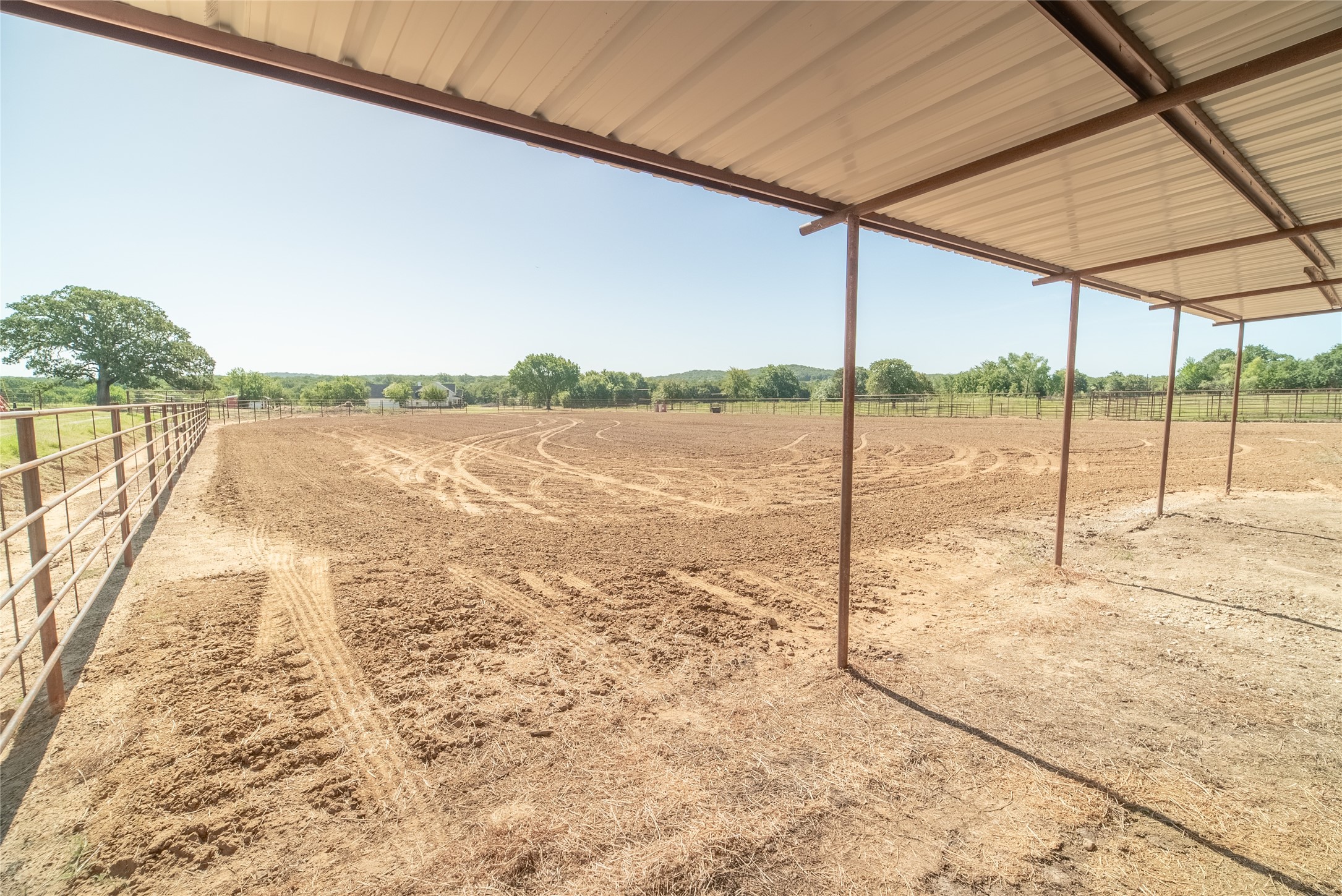 838 County Road 2121