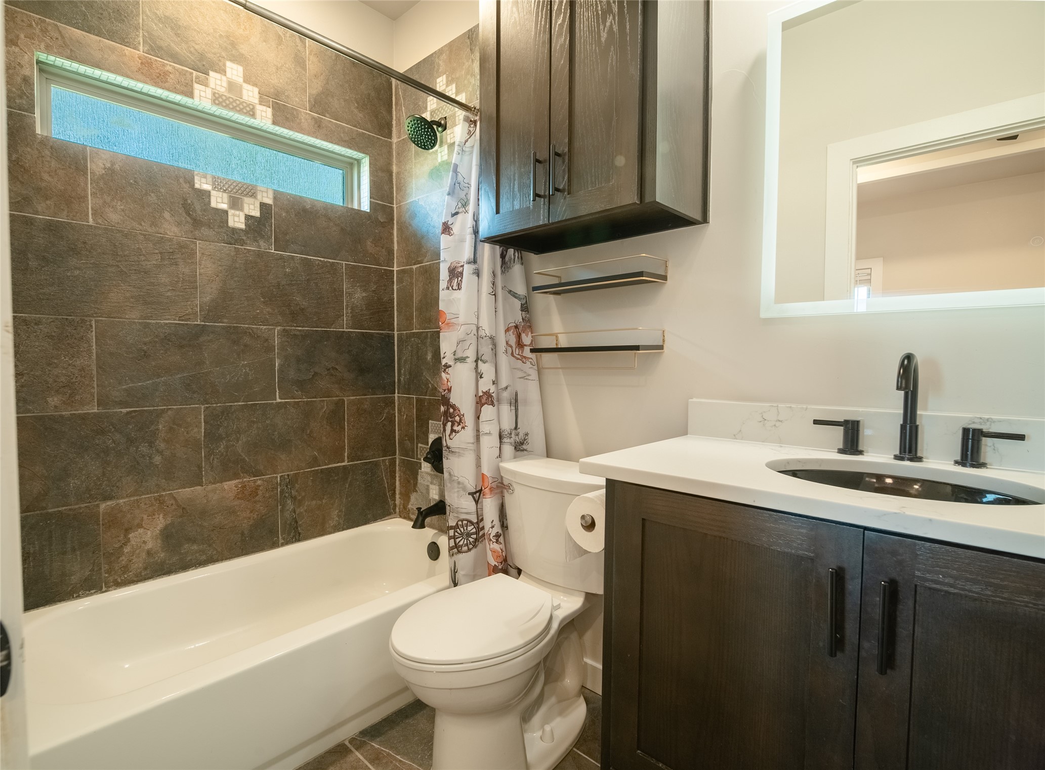 838 County Road 2121