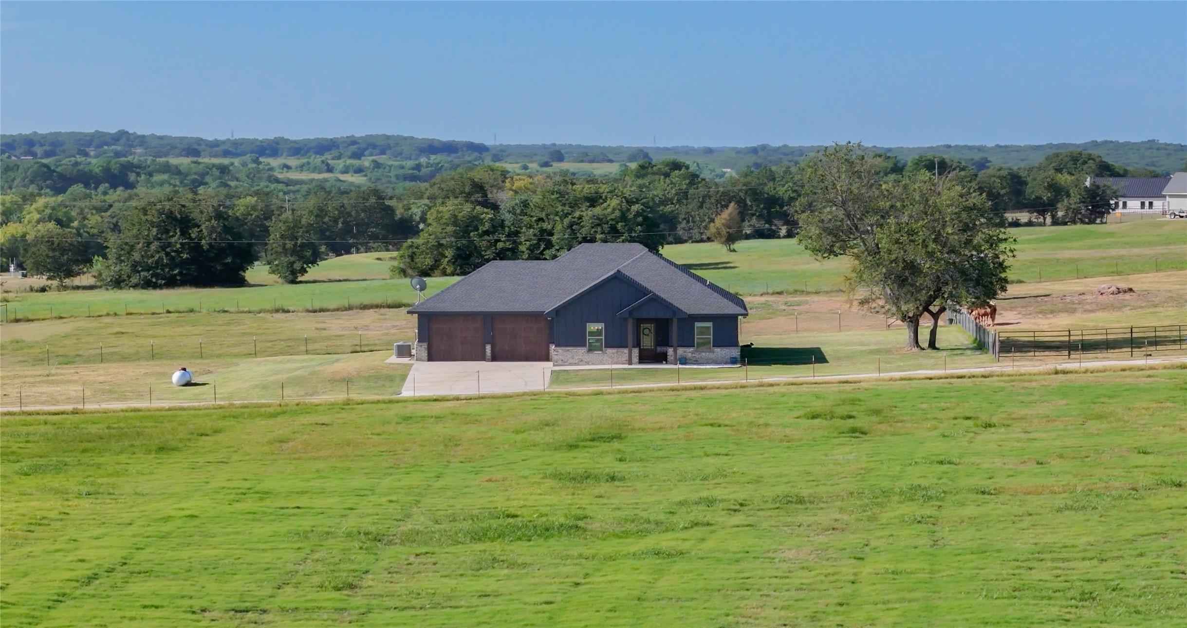 838 County Road 2121