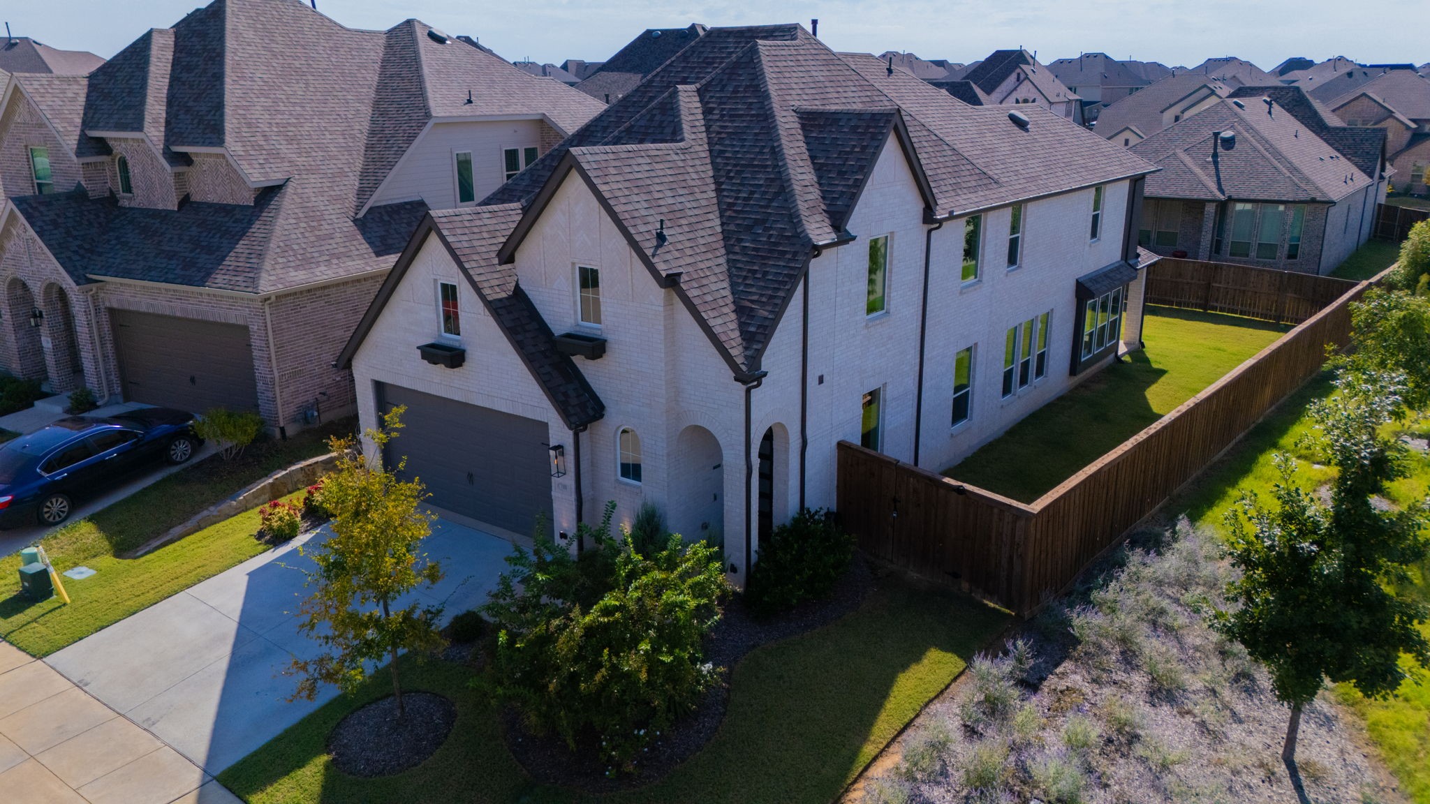 1800 Pelham Drive
