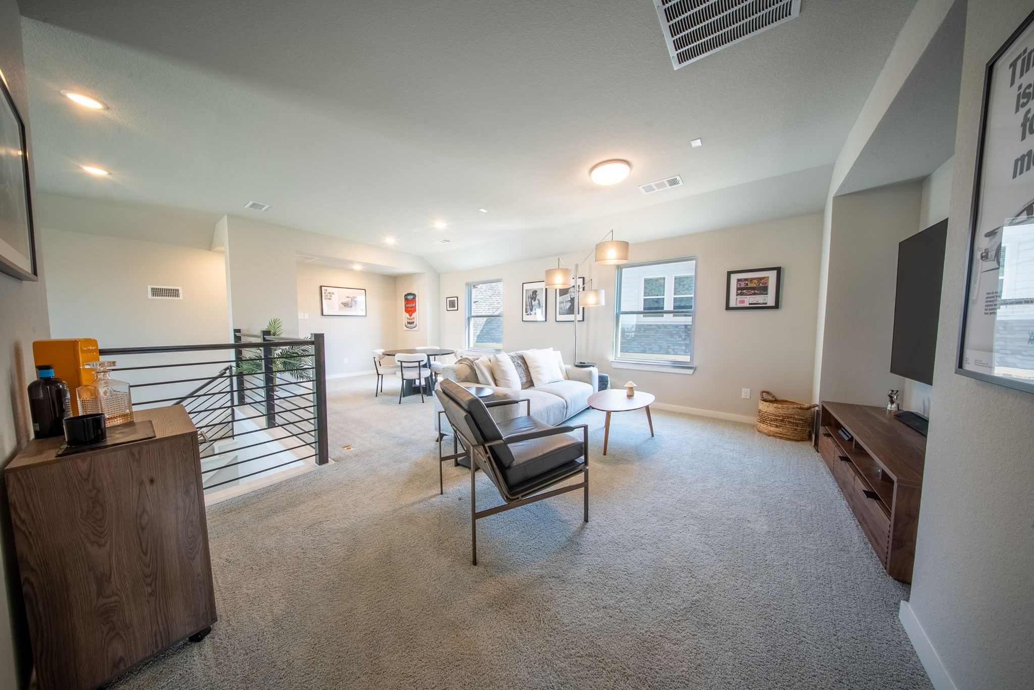 1800 Pelham Drive