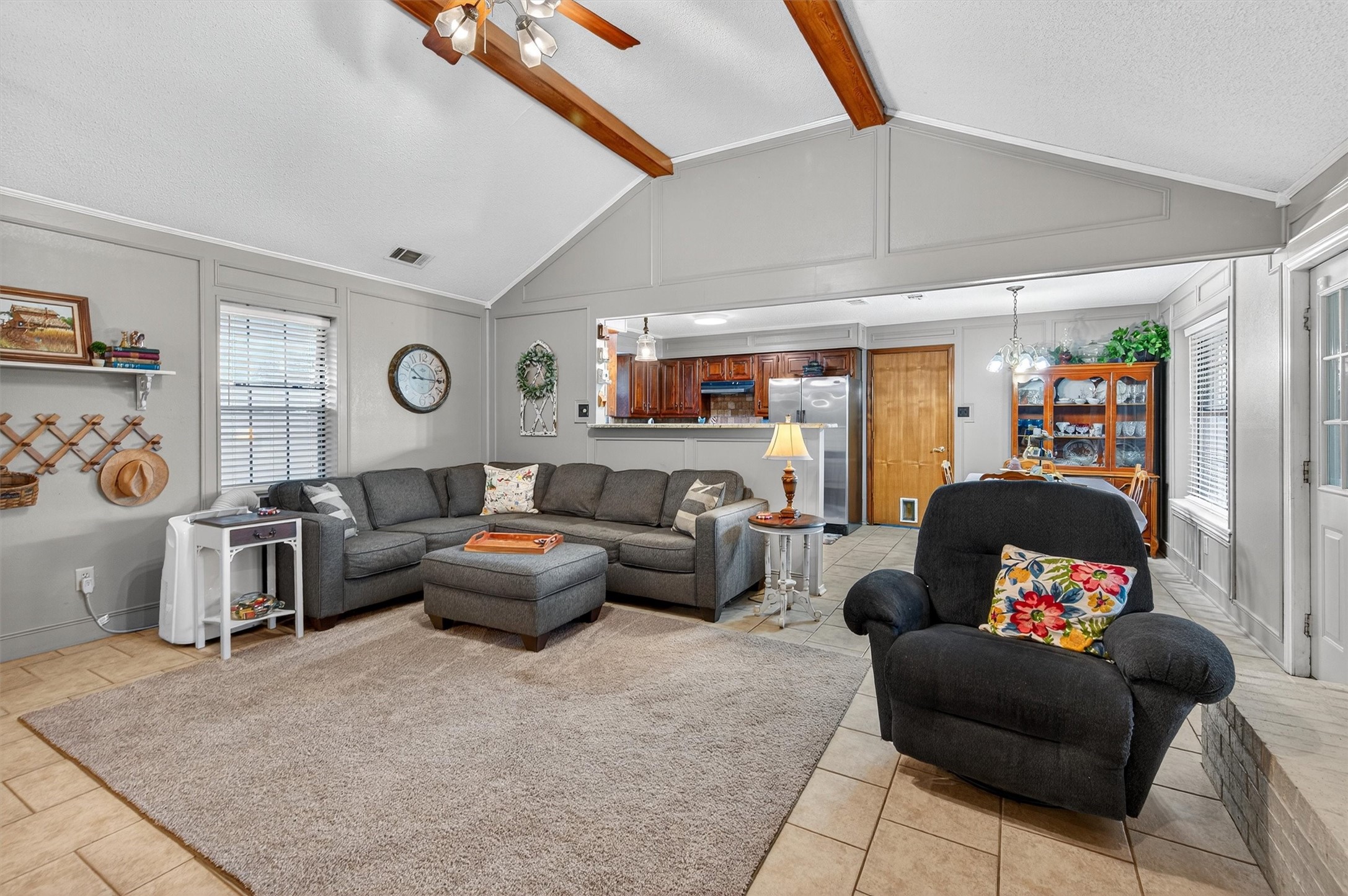 102 N 9th Street