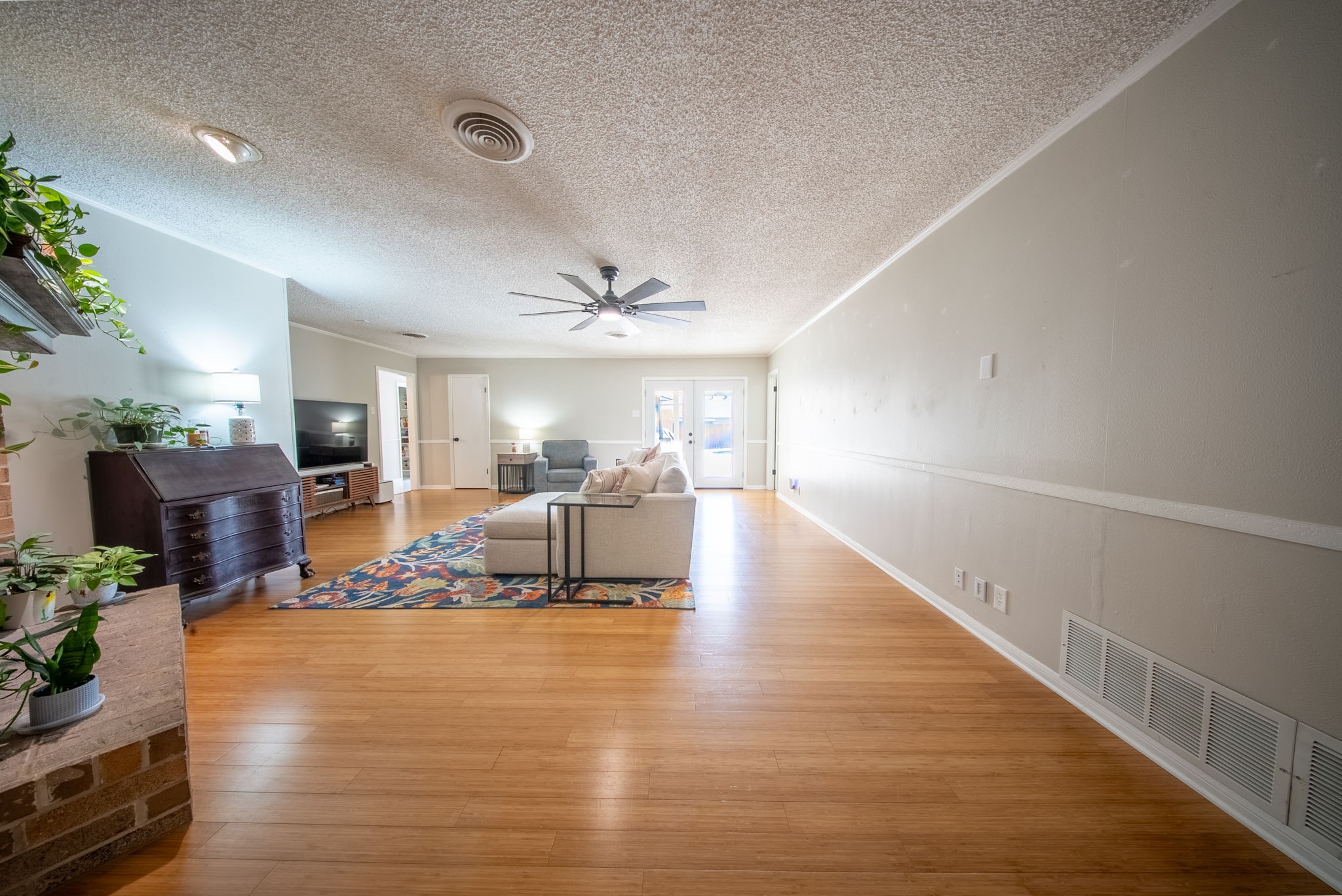 337 Chisholm Trail