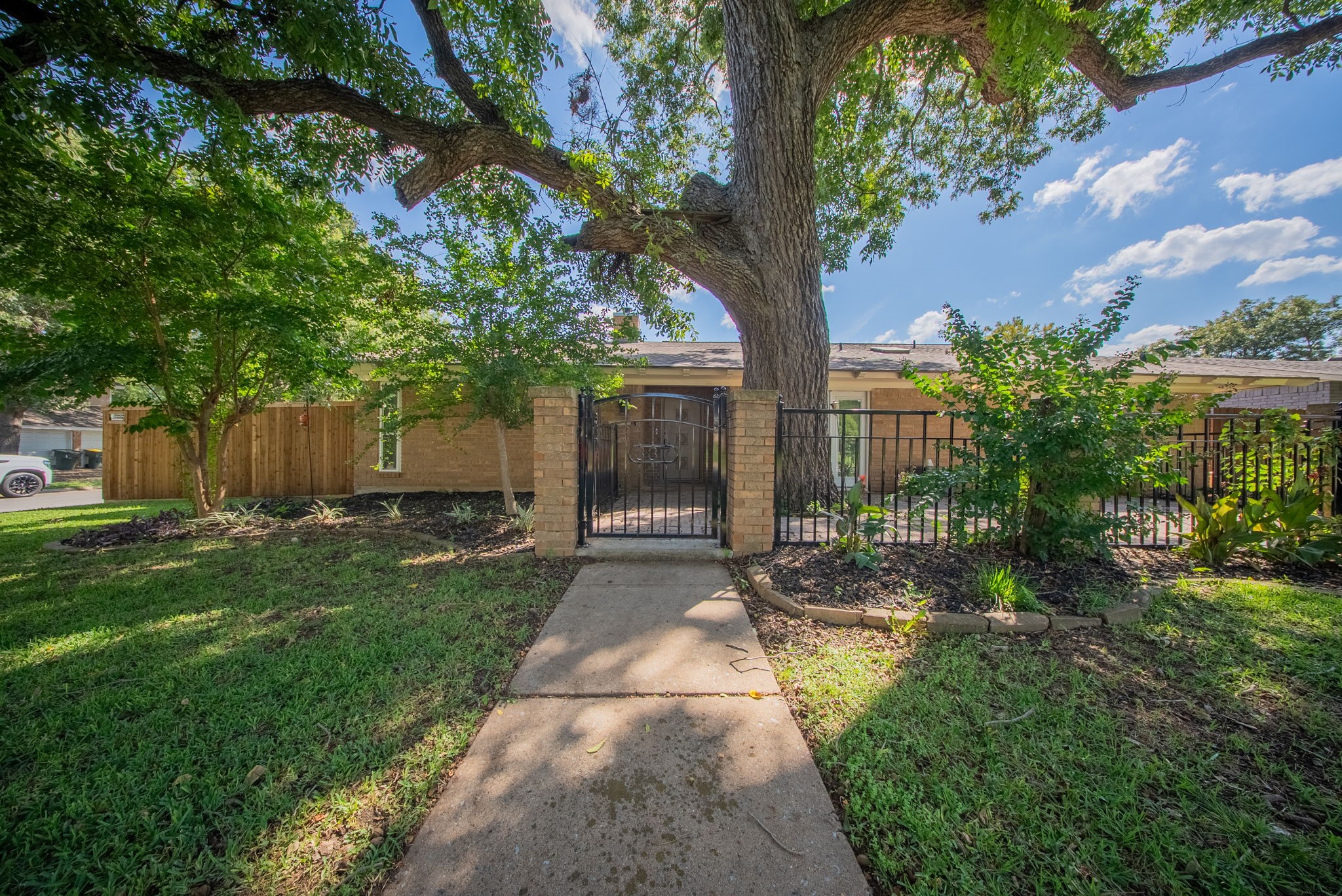 337 Chisholm Trail