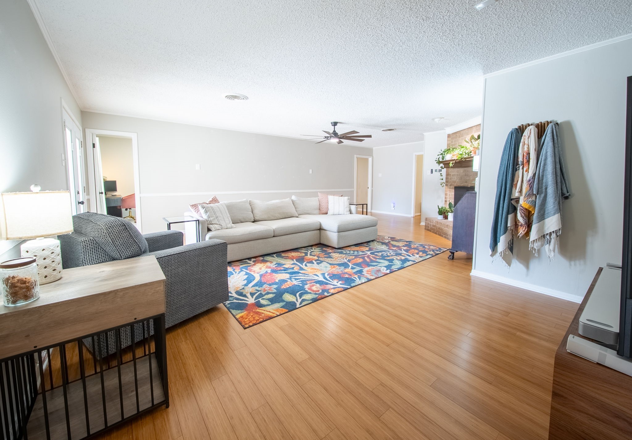 337 Chisholm Trail