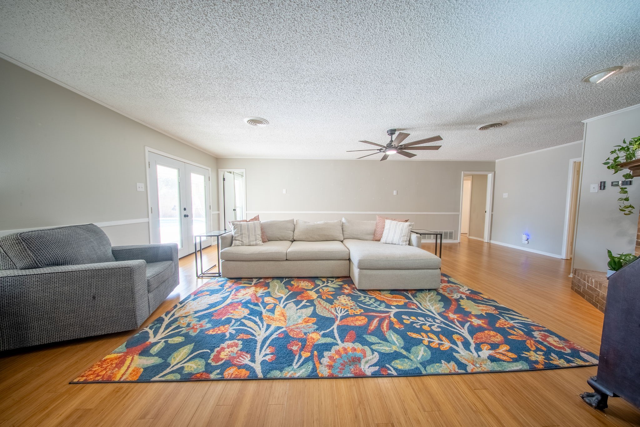 337 Chisholm Trail
