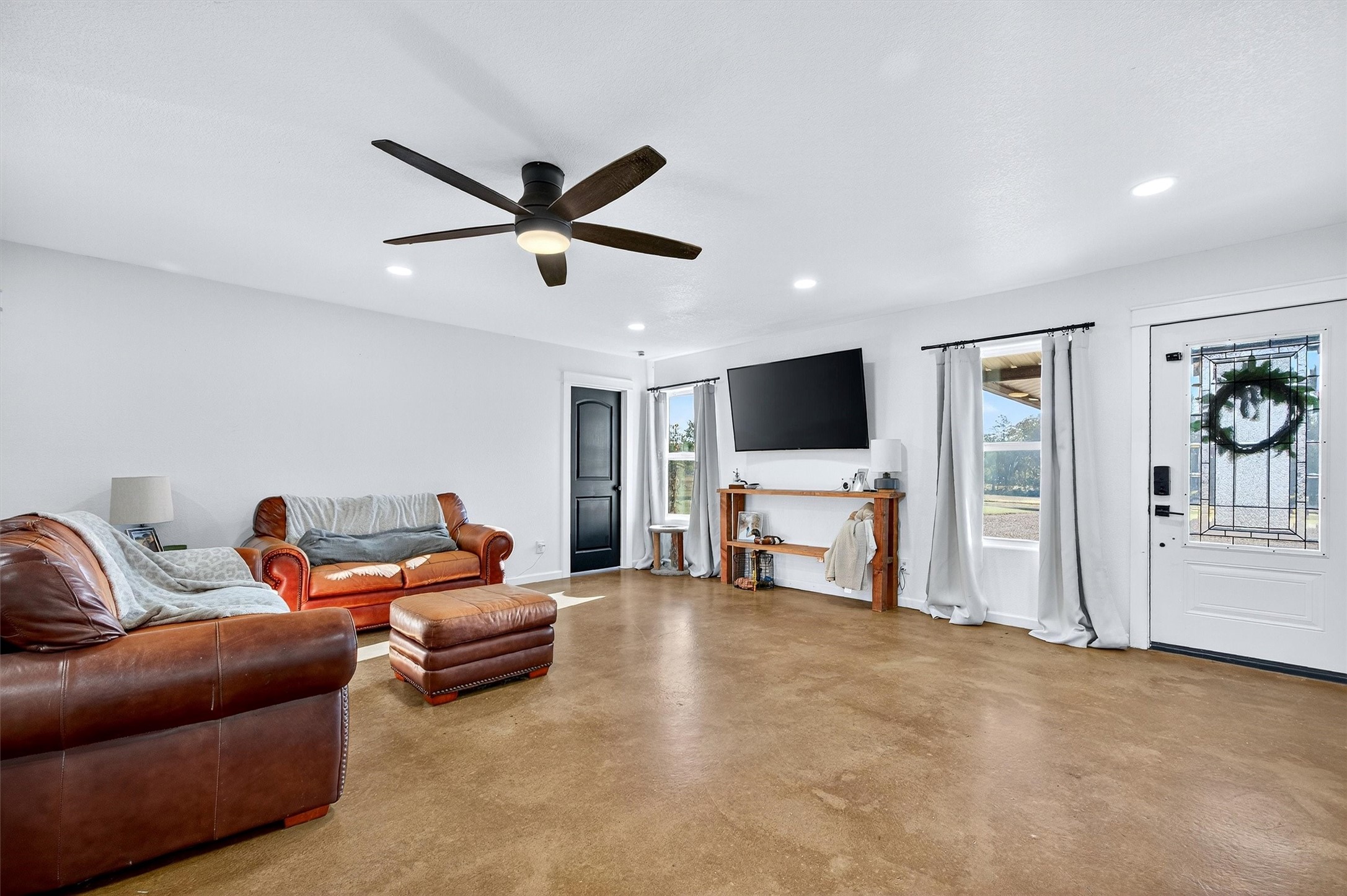 1700 Elmore Road