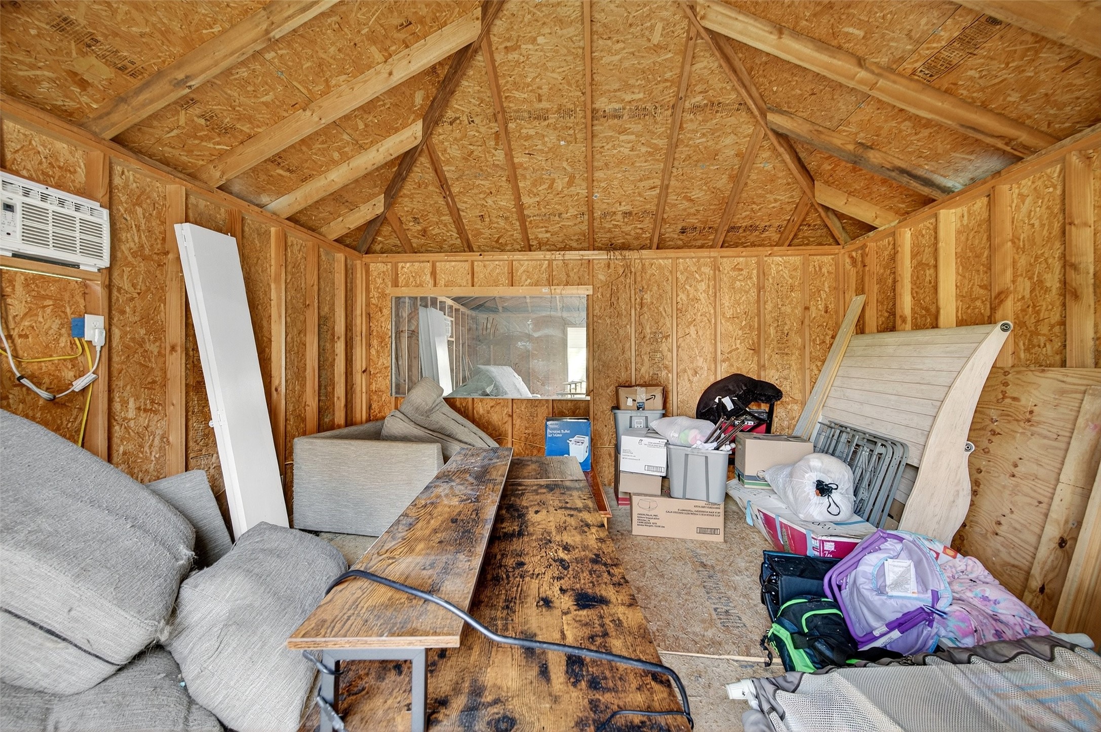 620 Throckmorton Street