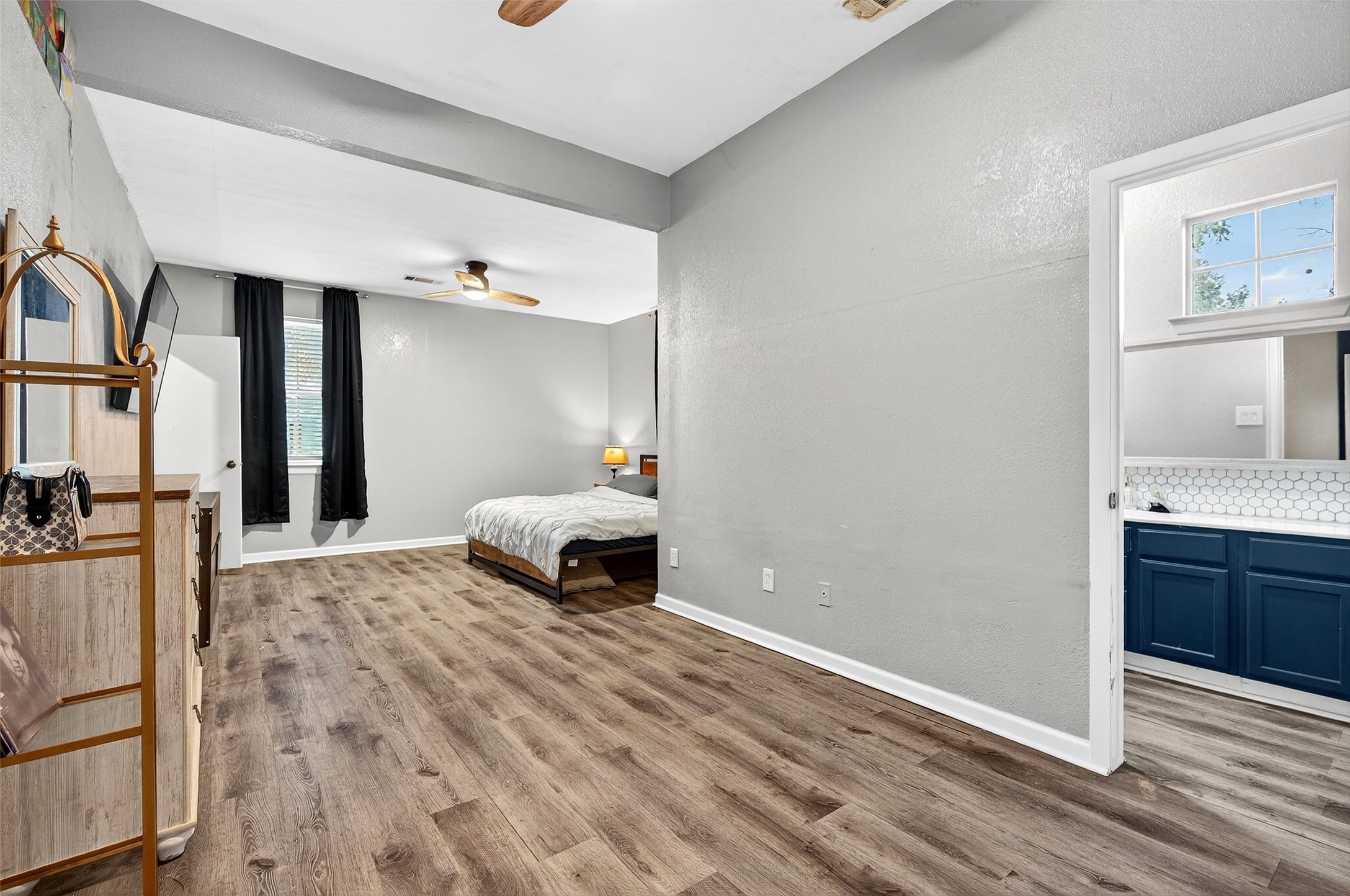 620 Throckmorton Street