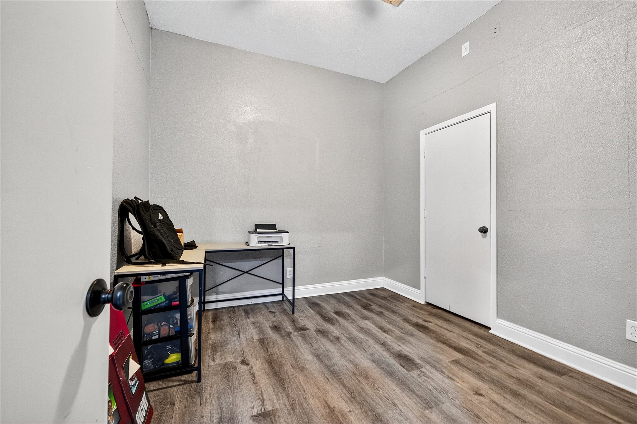 620 Throckmorton Street