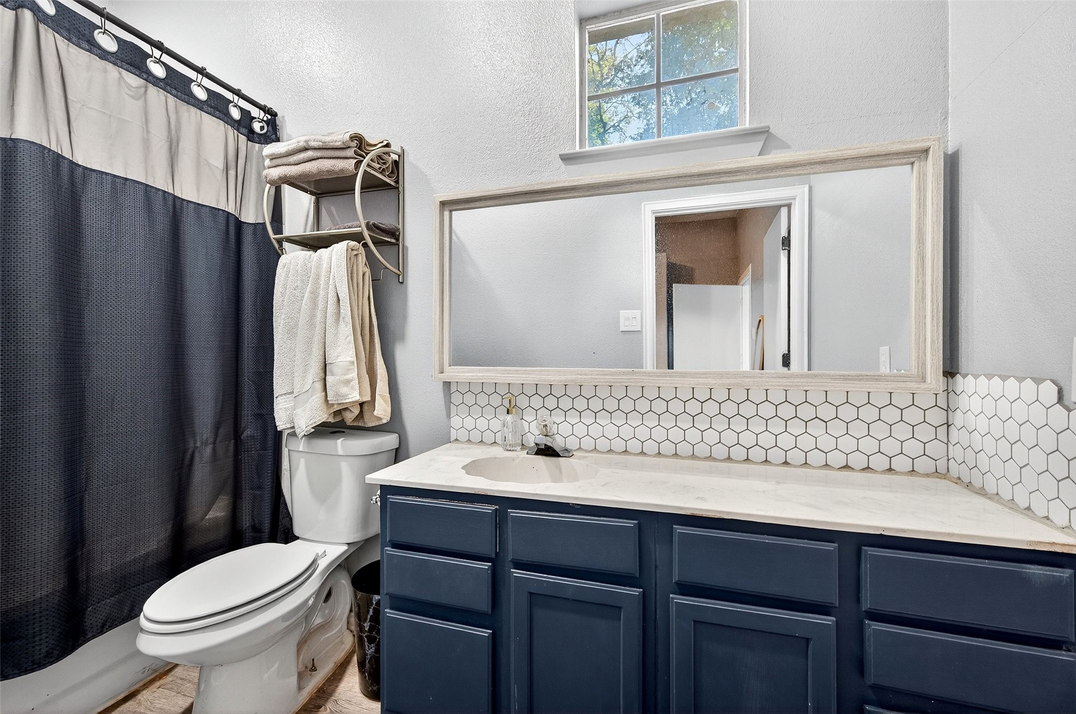 620 Throckmorton Street