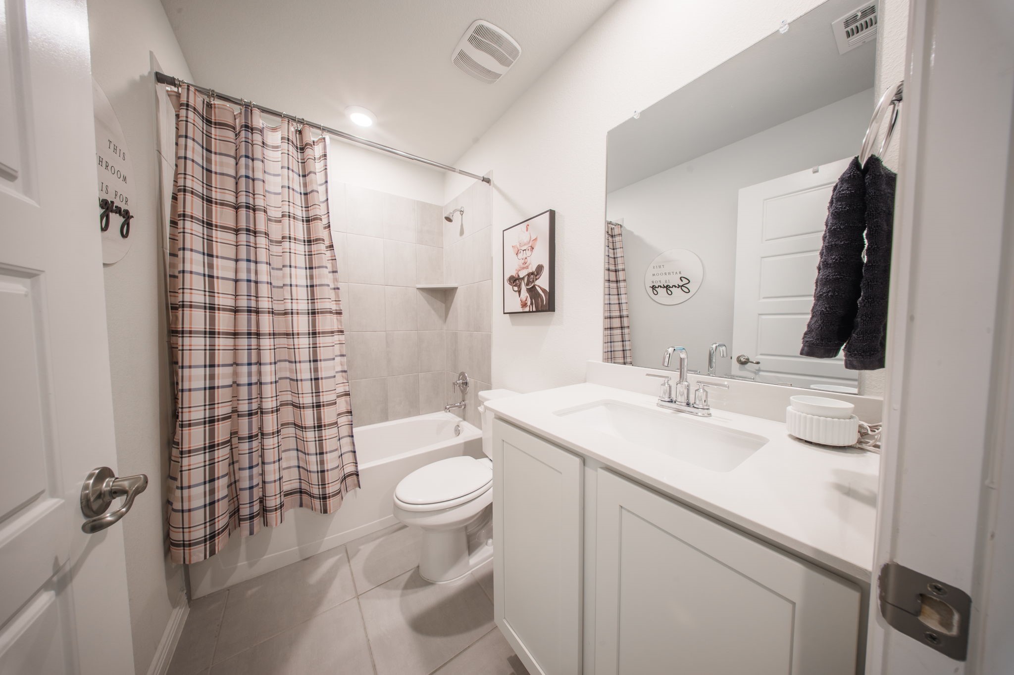 9913 Autumn Leaves Lane