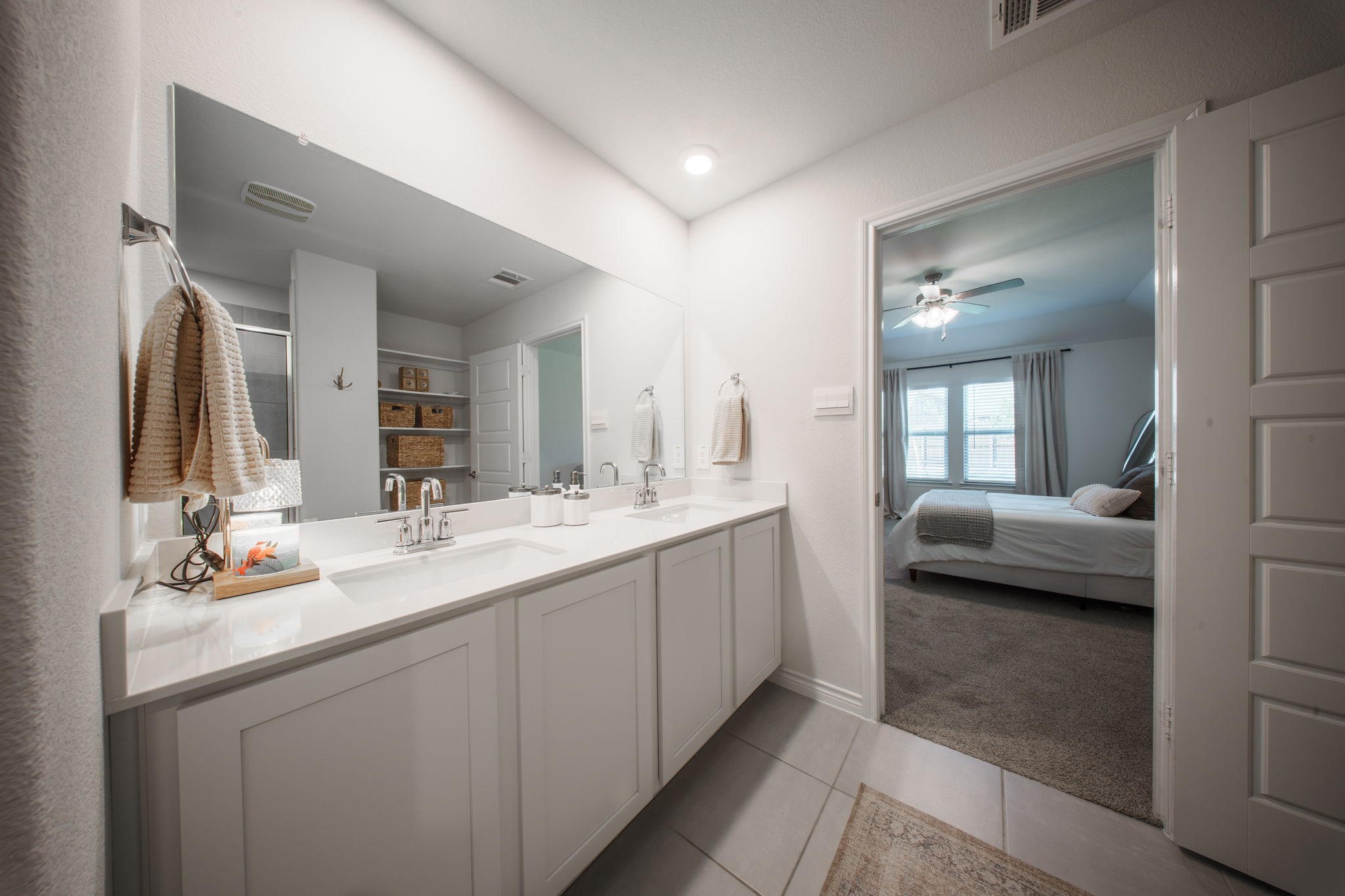 9913 Autumn Leaves Lane