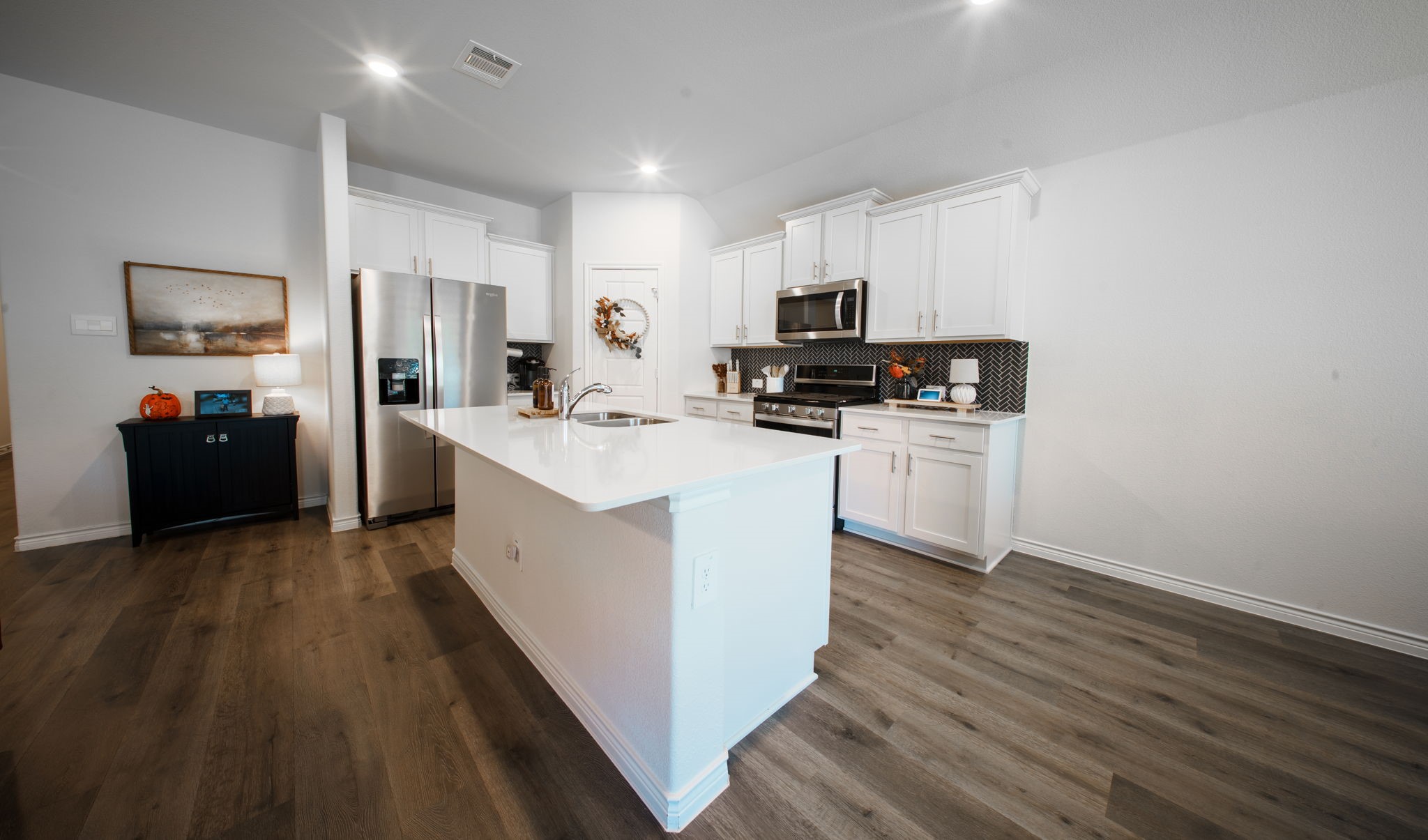 9913 Autumn Leaves Lane