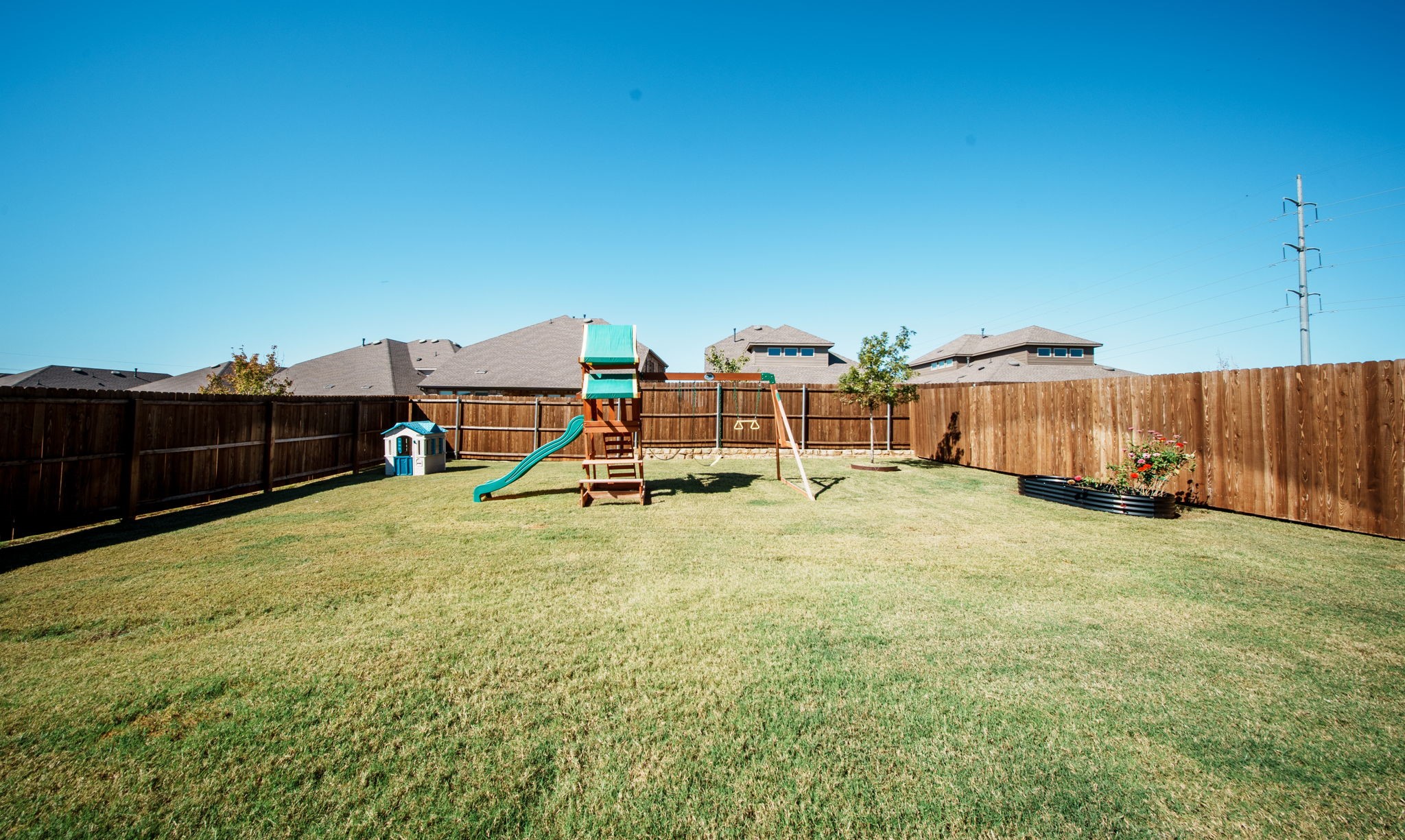 9913 Autumn Leaves Lane