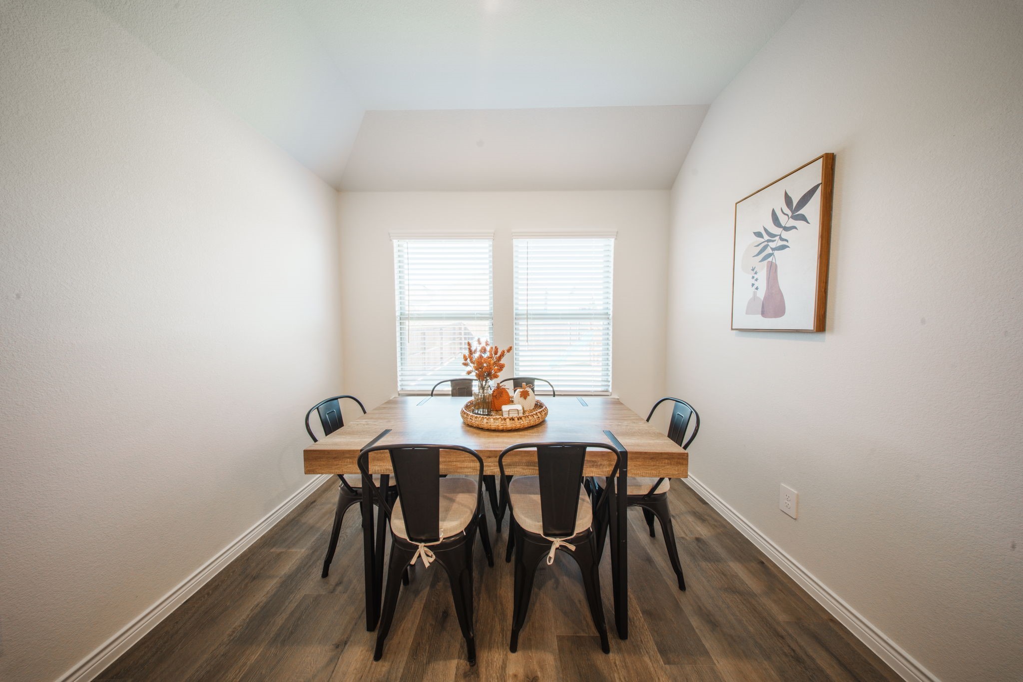 9913 Autumn Leaves Lane