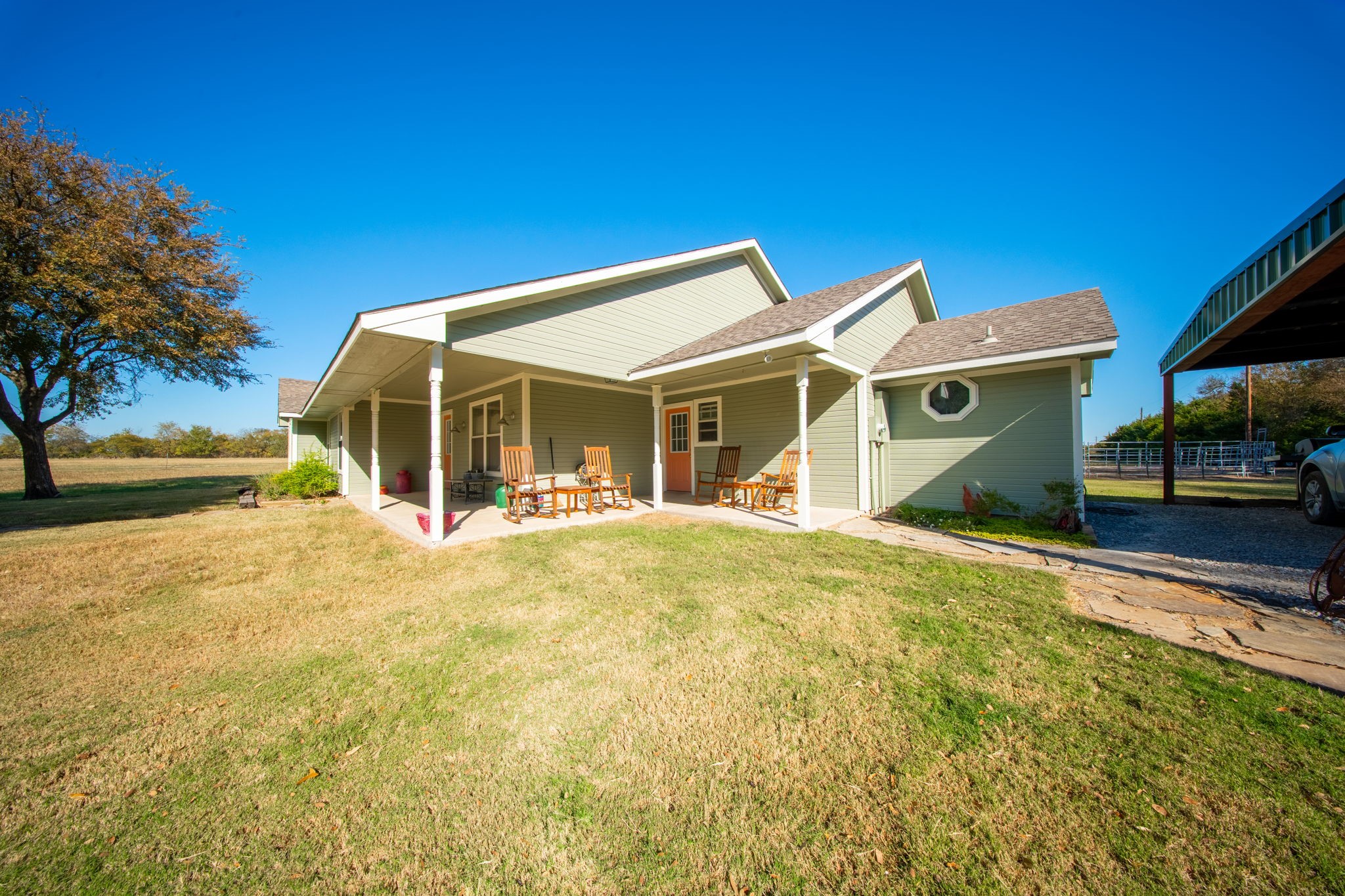 2830 Winding Oaks