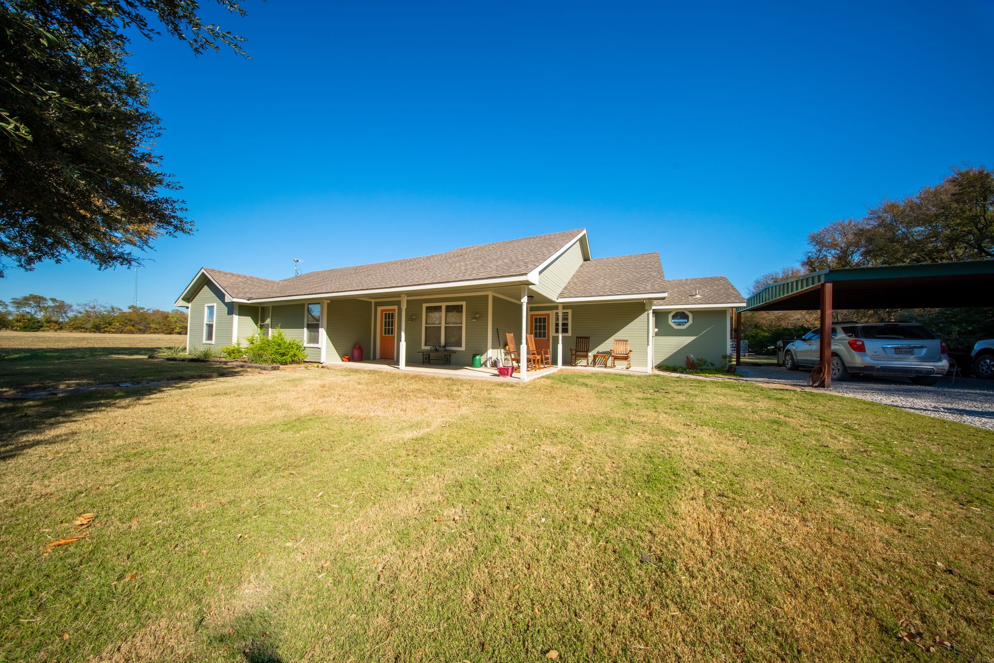 2830 Winding Oaks