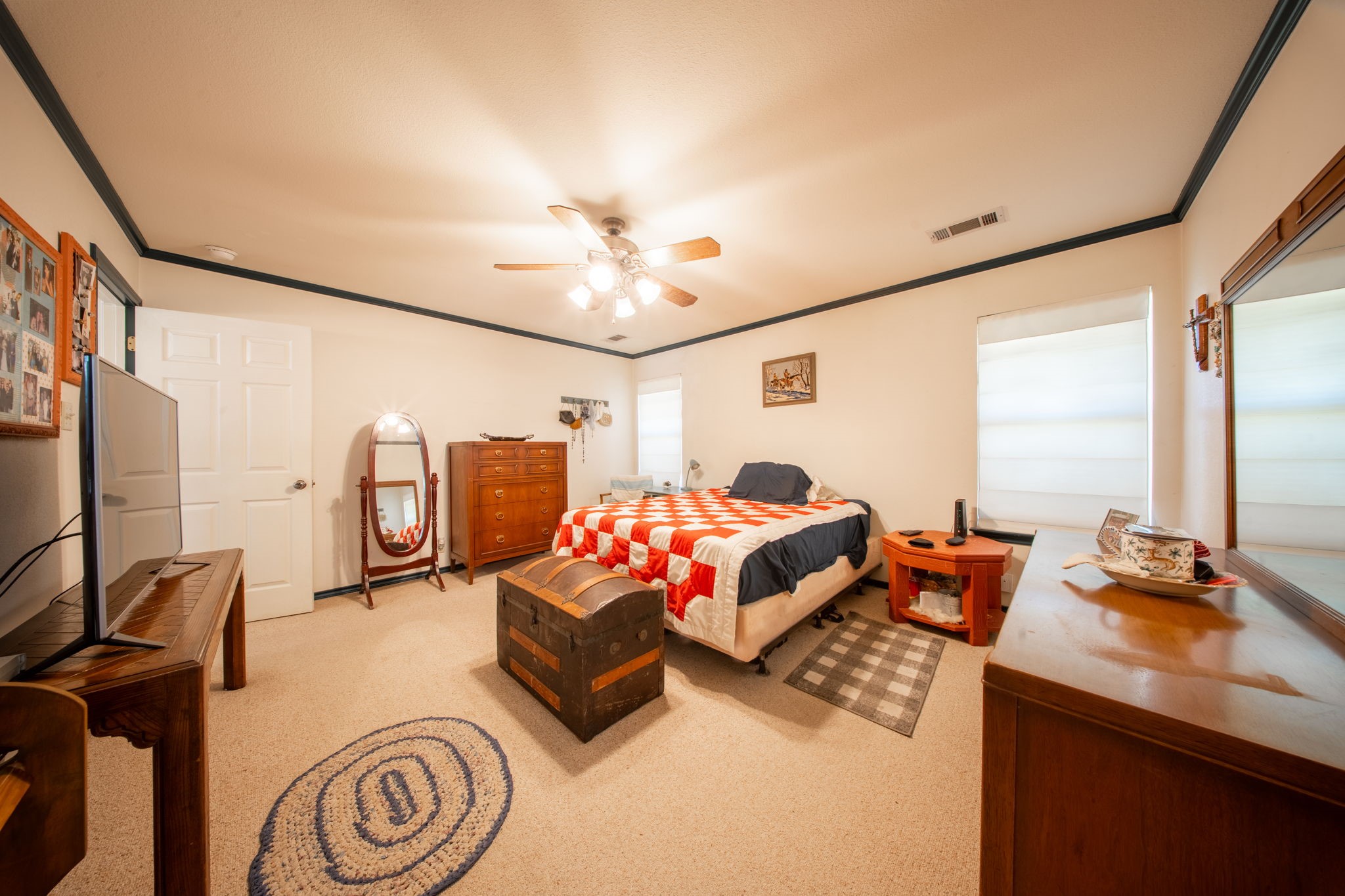 2830 Winding Oaks