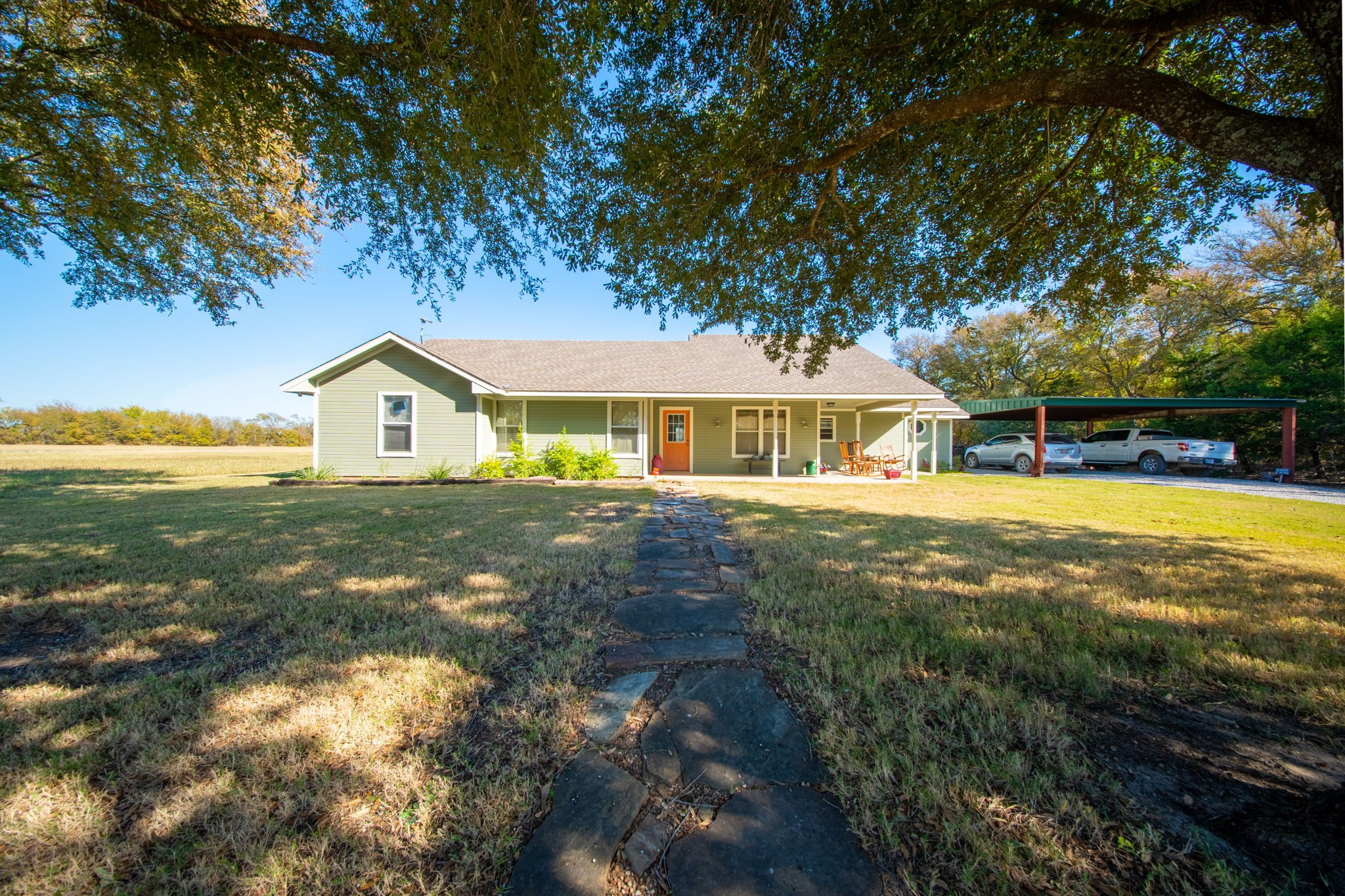 2830 Winding Oaks Trail