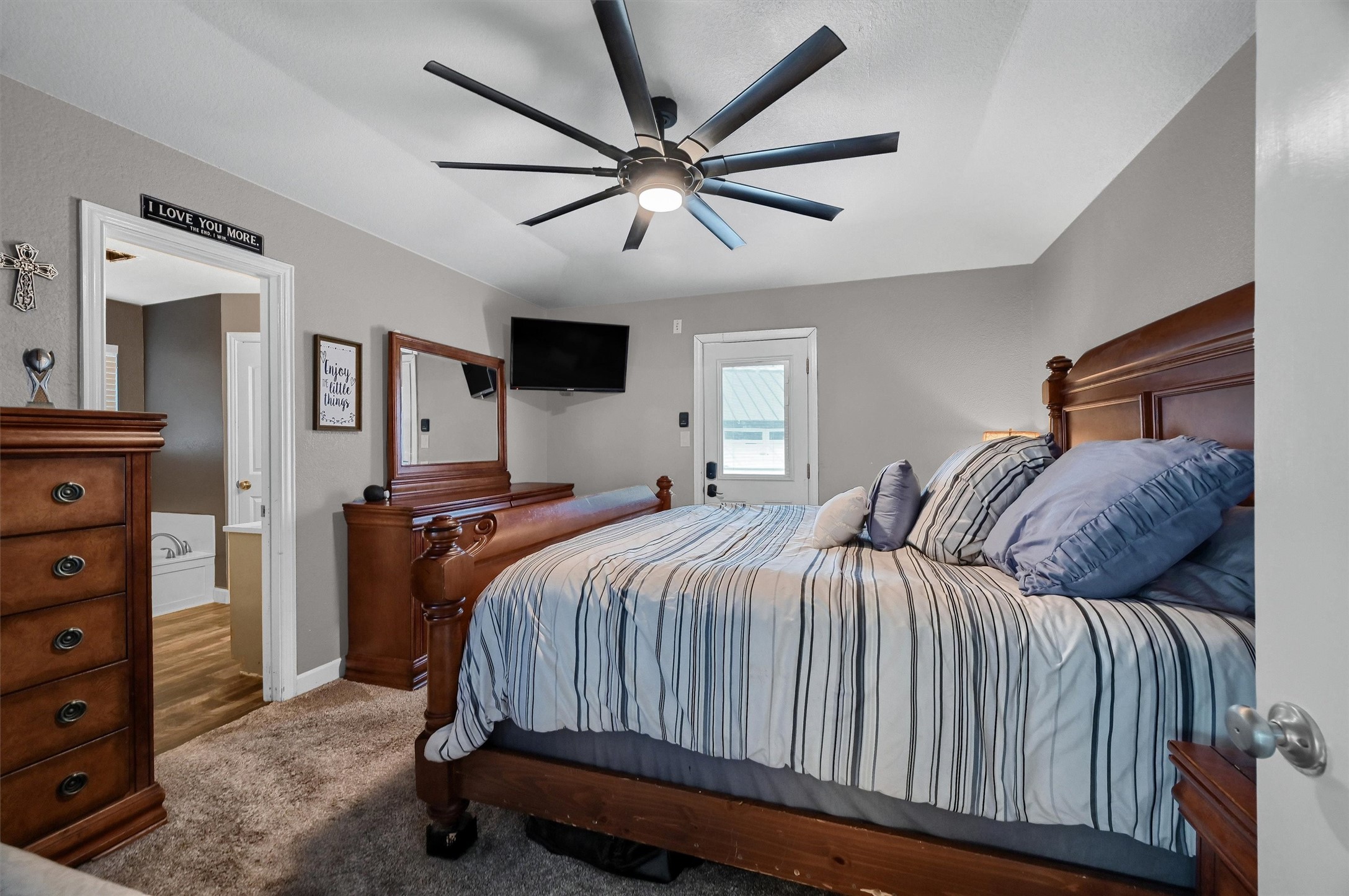 2212 W J Fred Smith Parkway