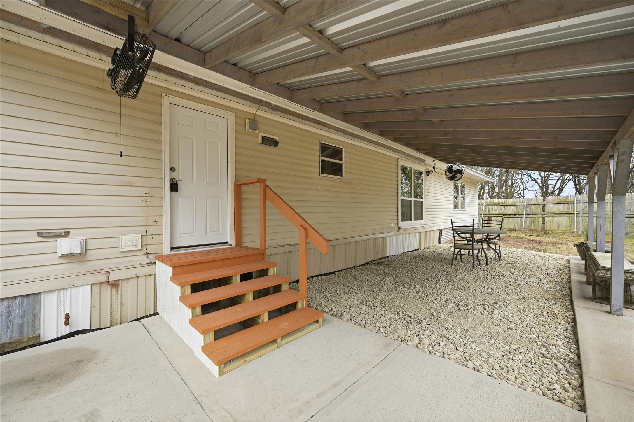 2421 Edwards Road