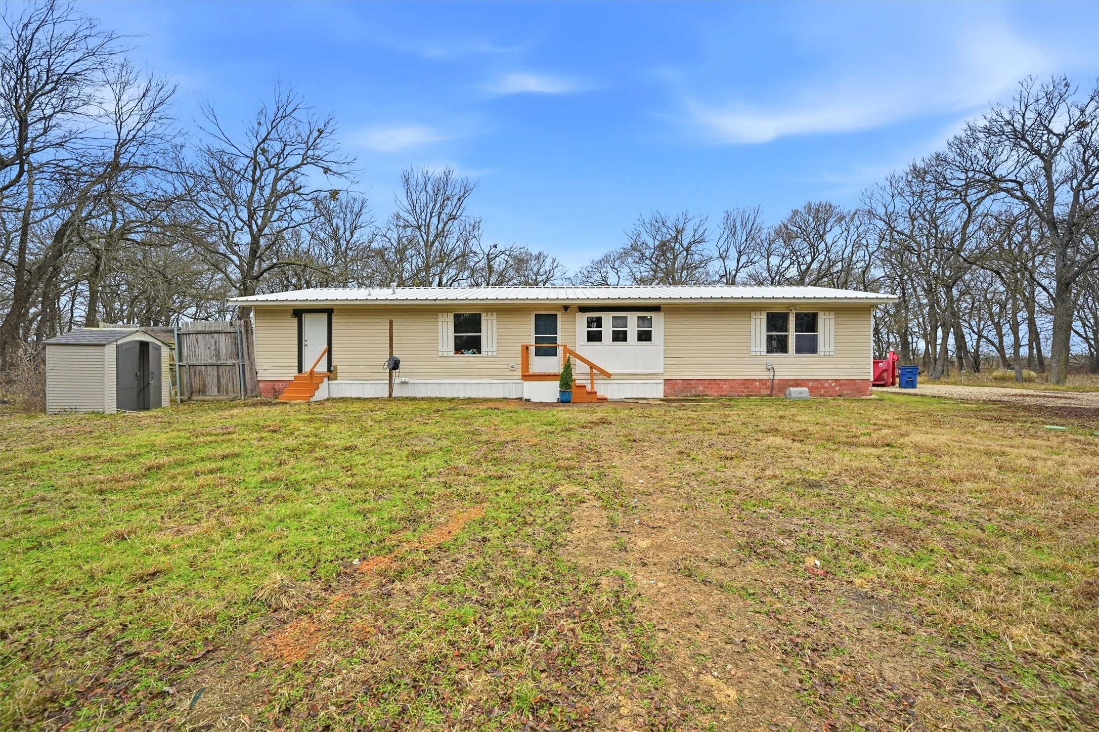 2421 Edwards Road