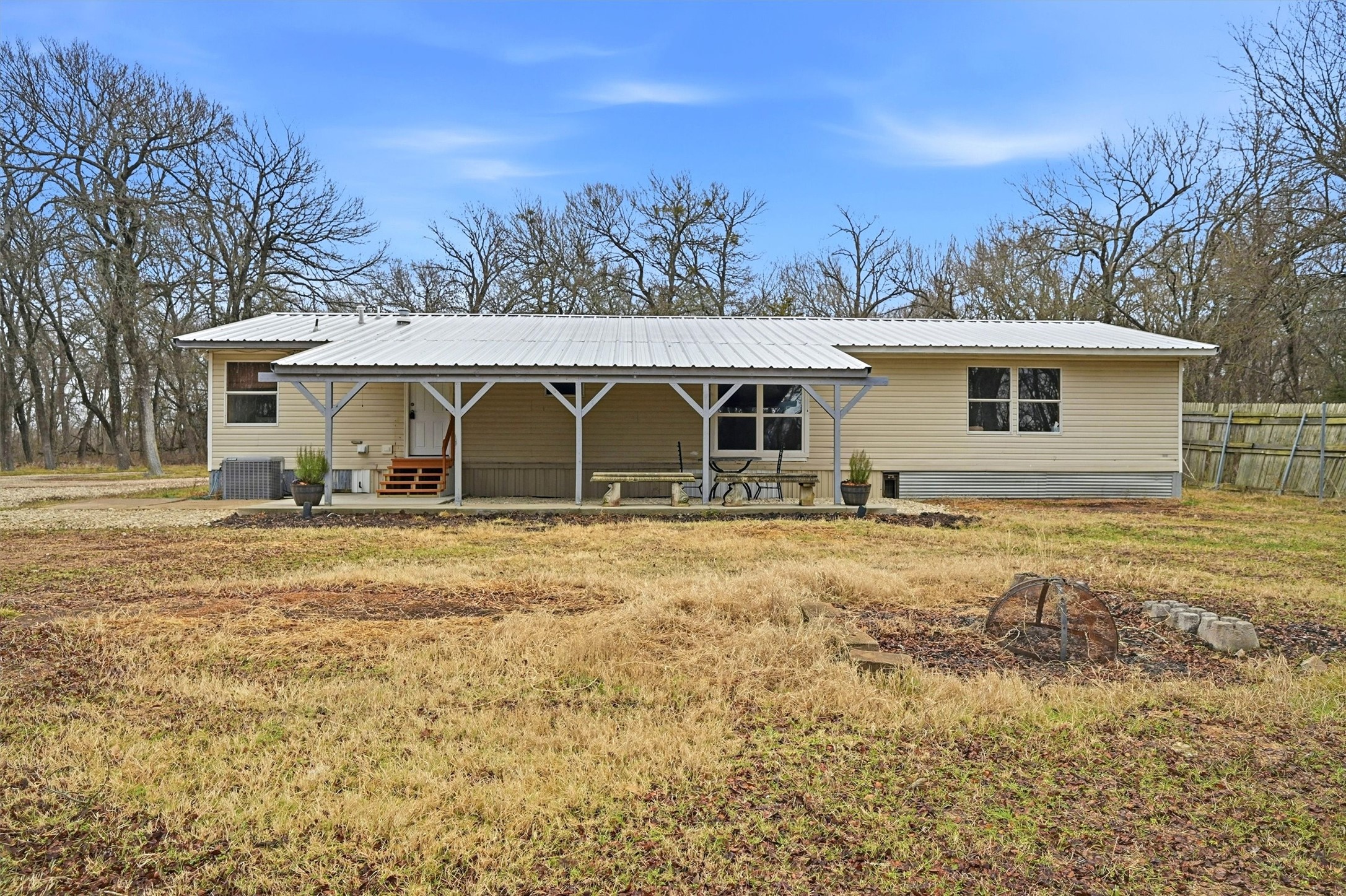 2421 Edwards Road