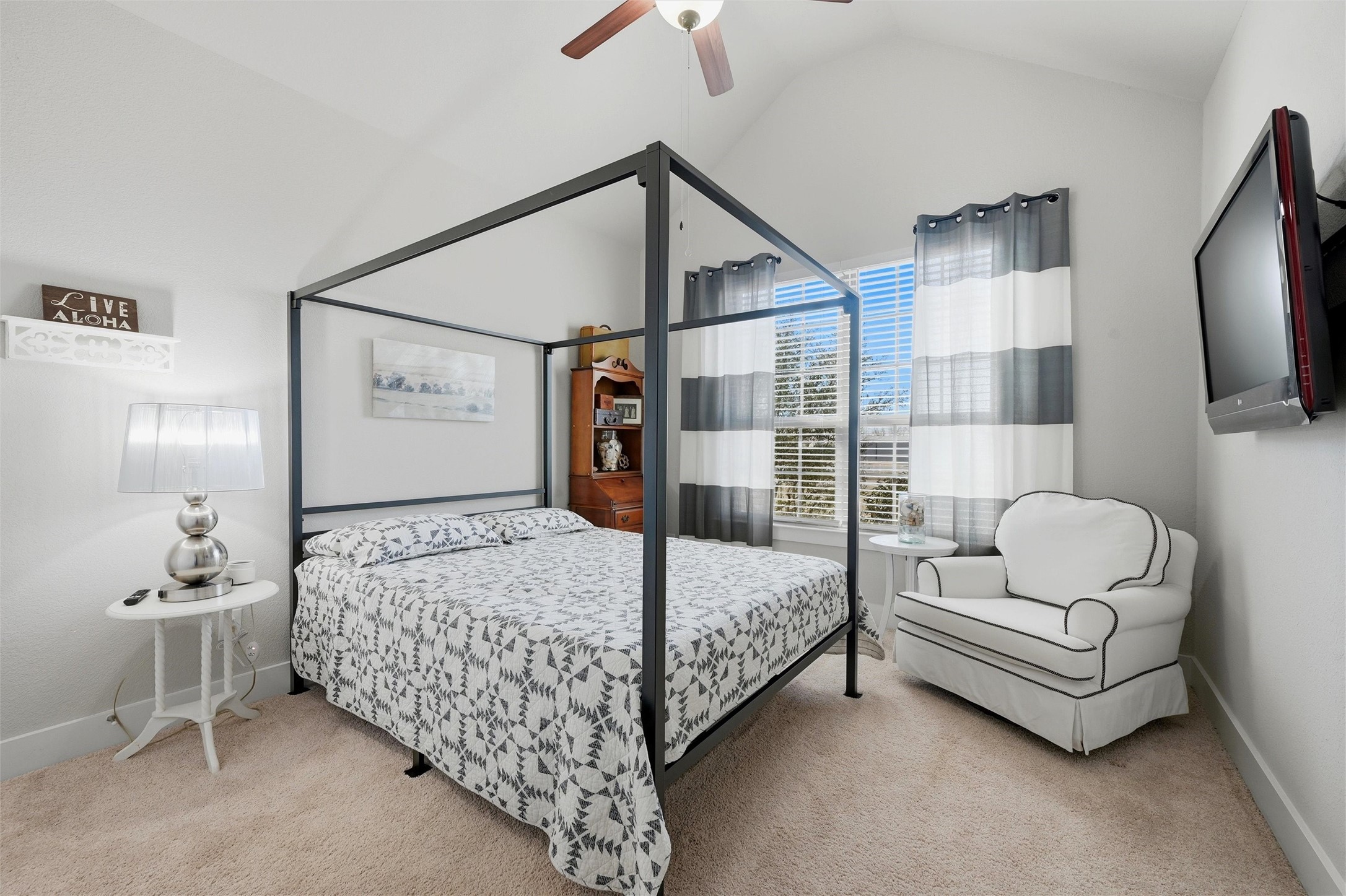 11162 Farmington Road