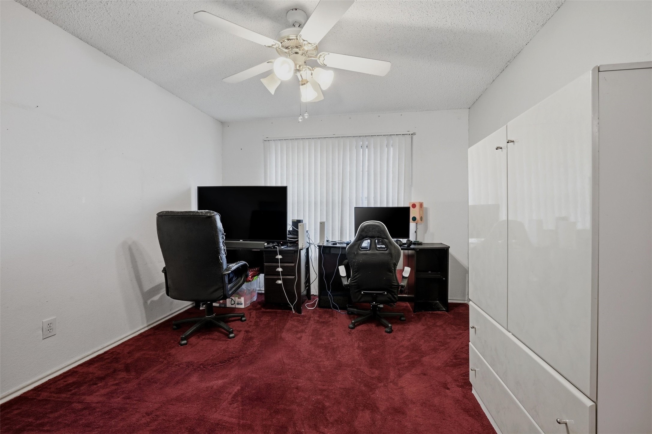 1708 Creekside Avenue