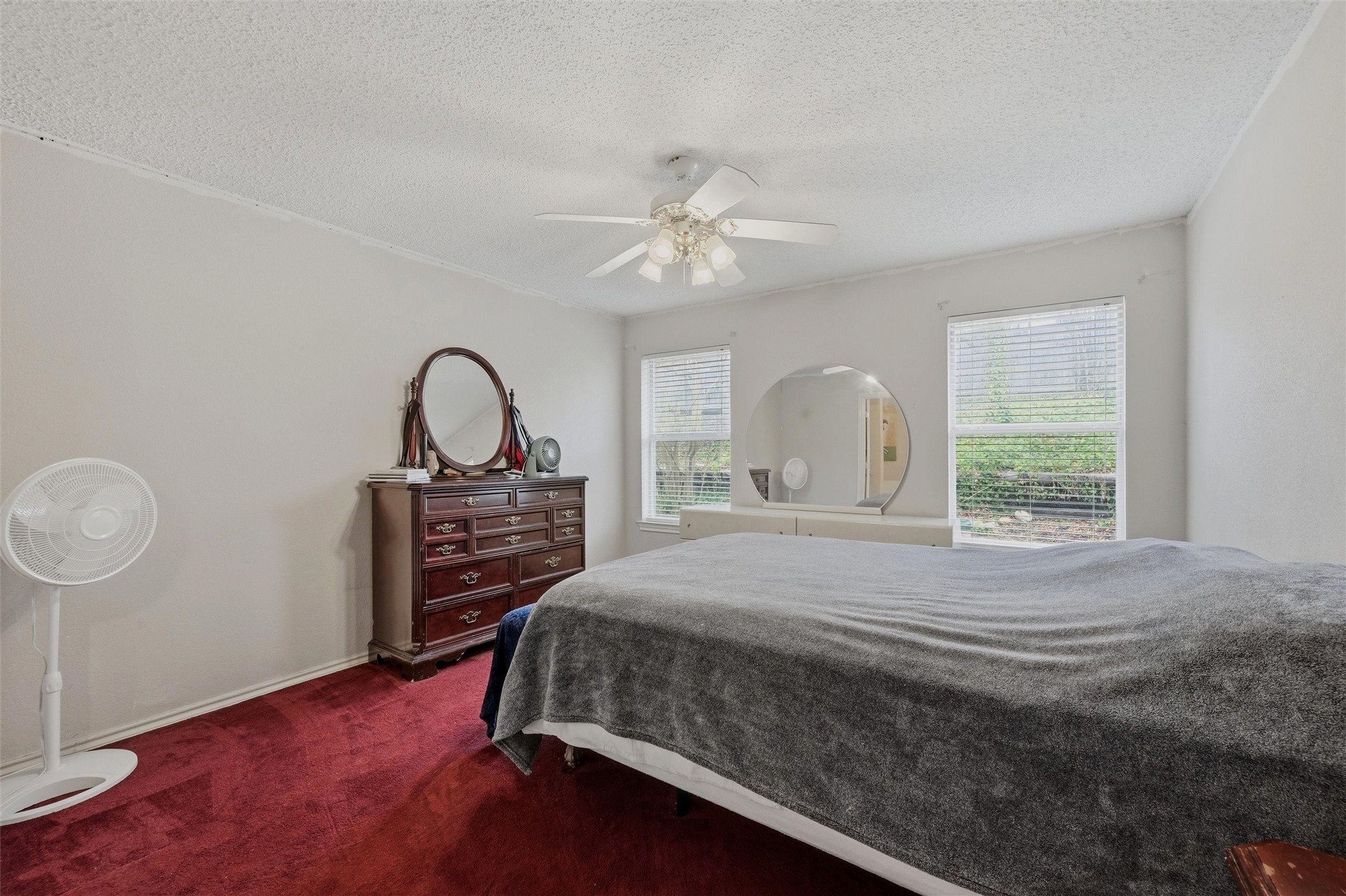 1708 Creekside Avenue