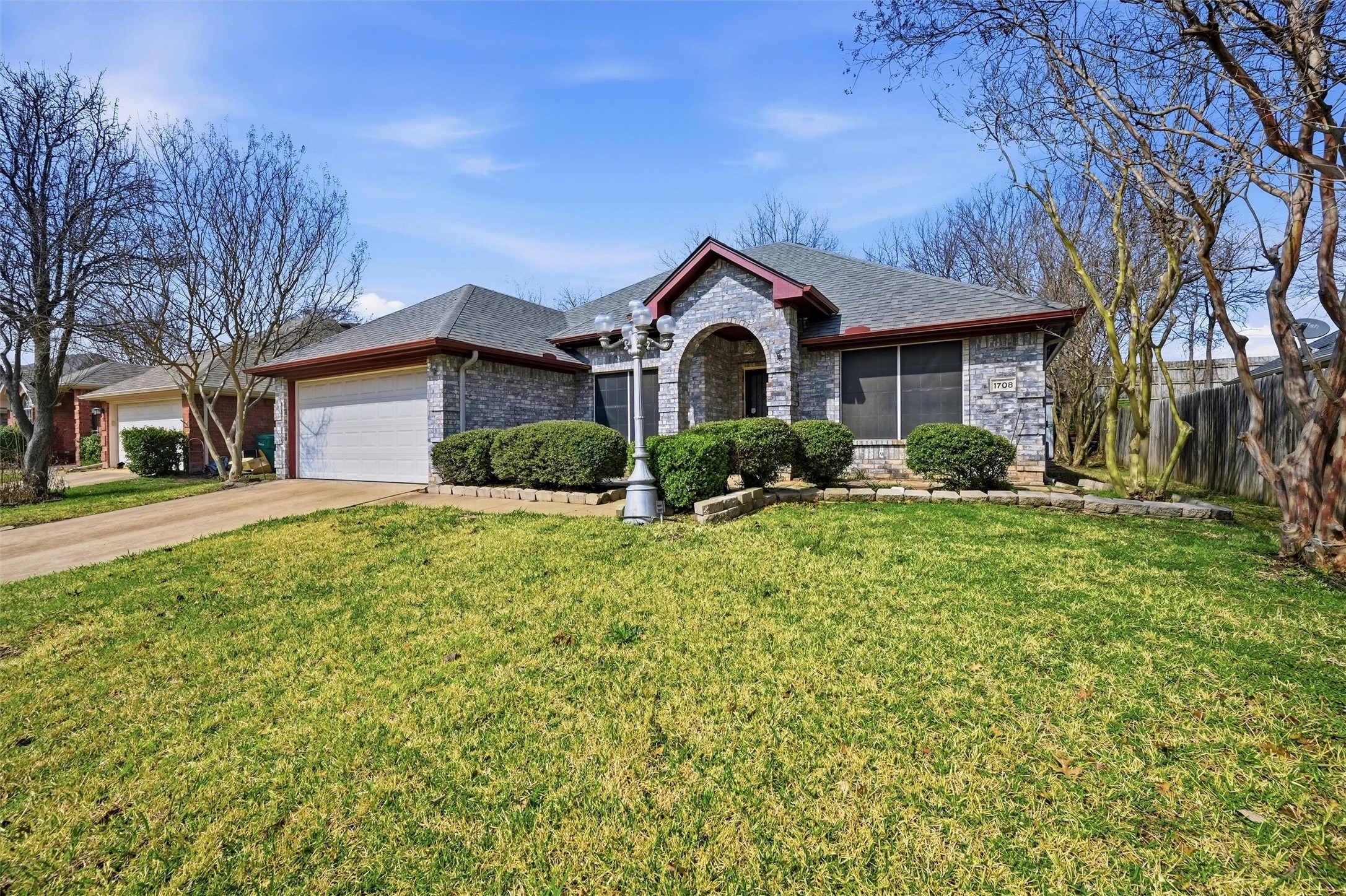 1708 Creekside Avenue