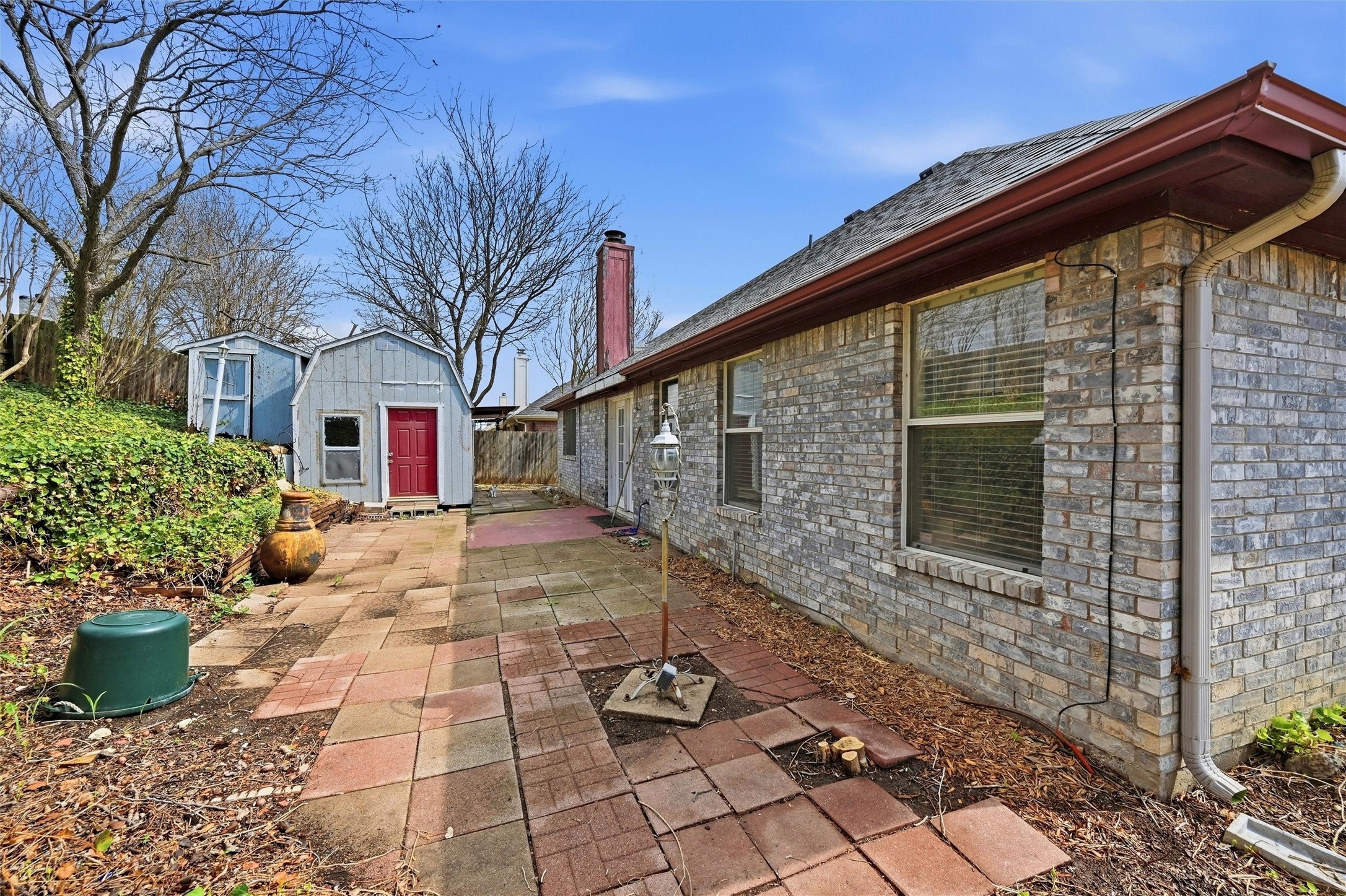 1708 Creekside Avenue