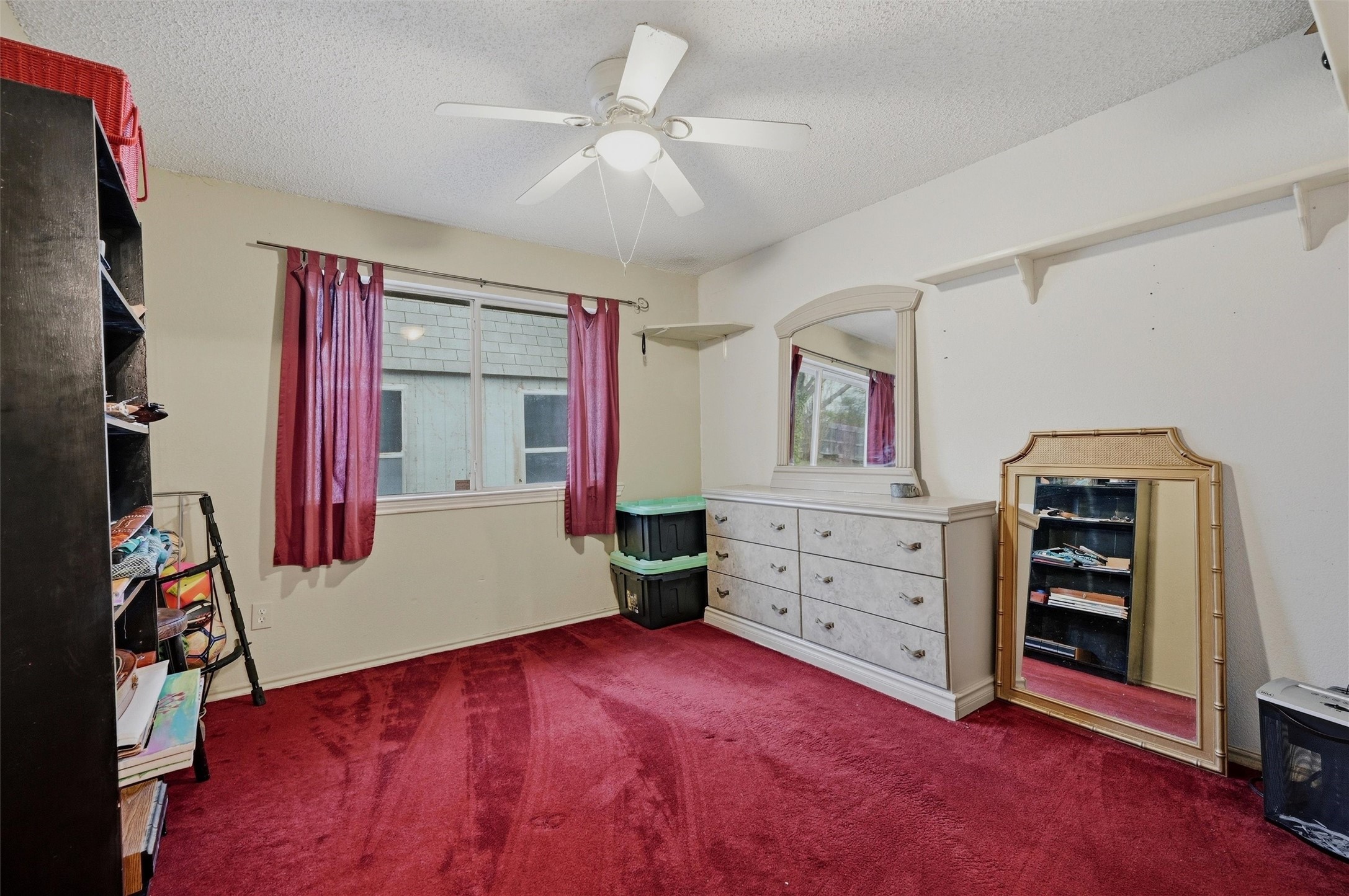 1708 Creekside Avenue