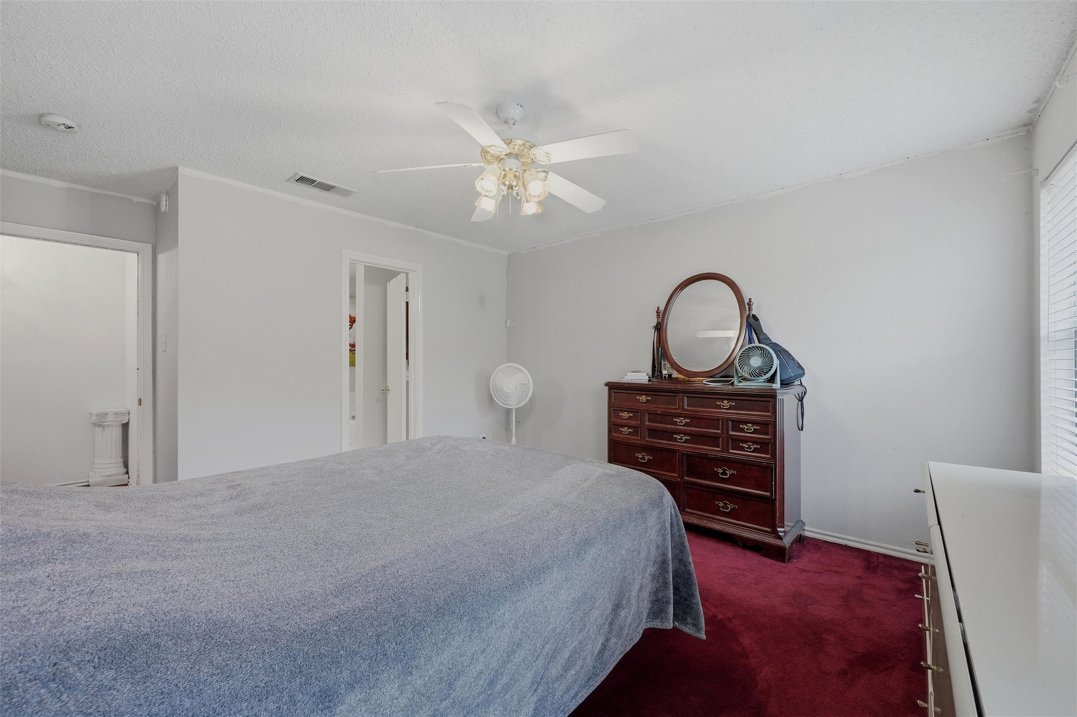 1708 Creekside Avenue