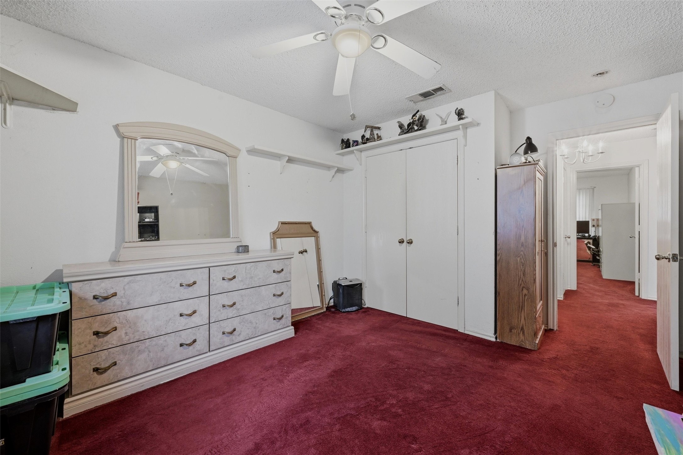 1708 Creekside Avenue