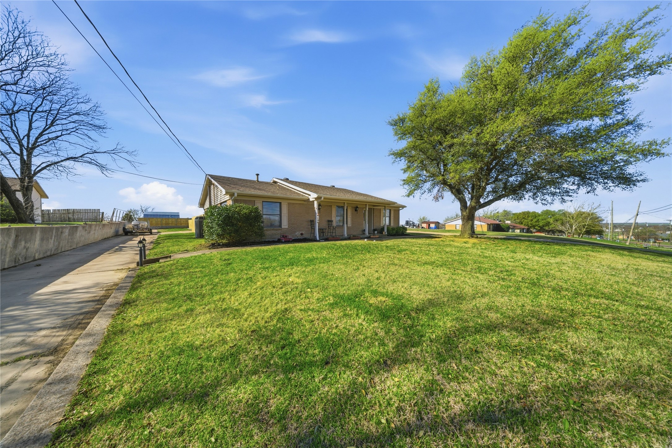 299 E College Street