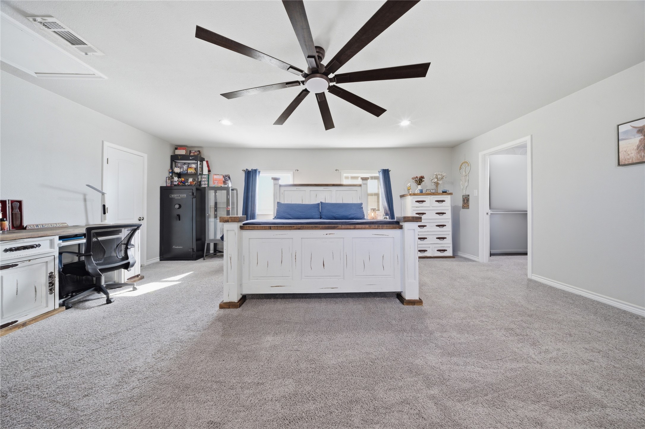 299 E College Street