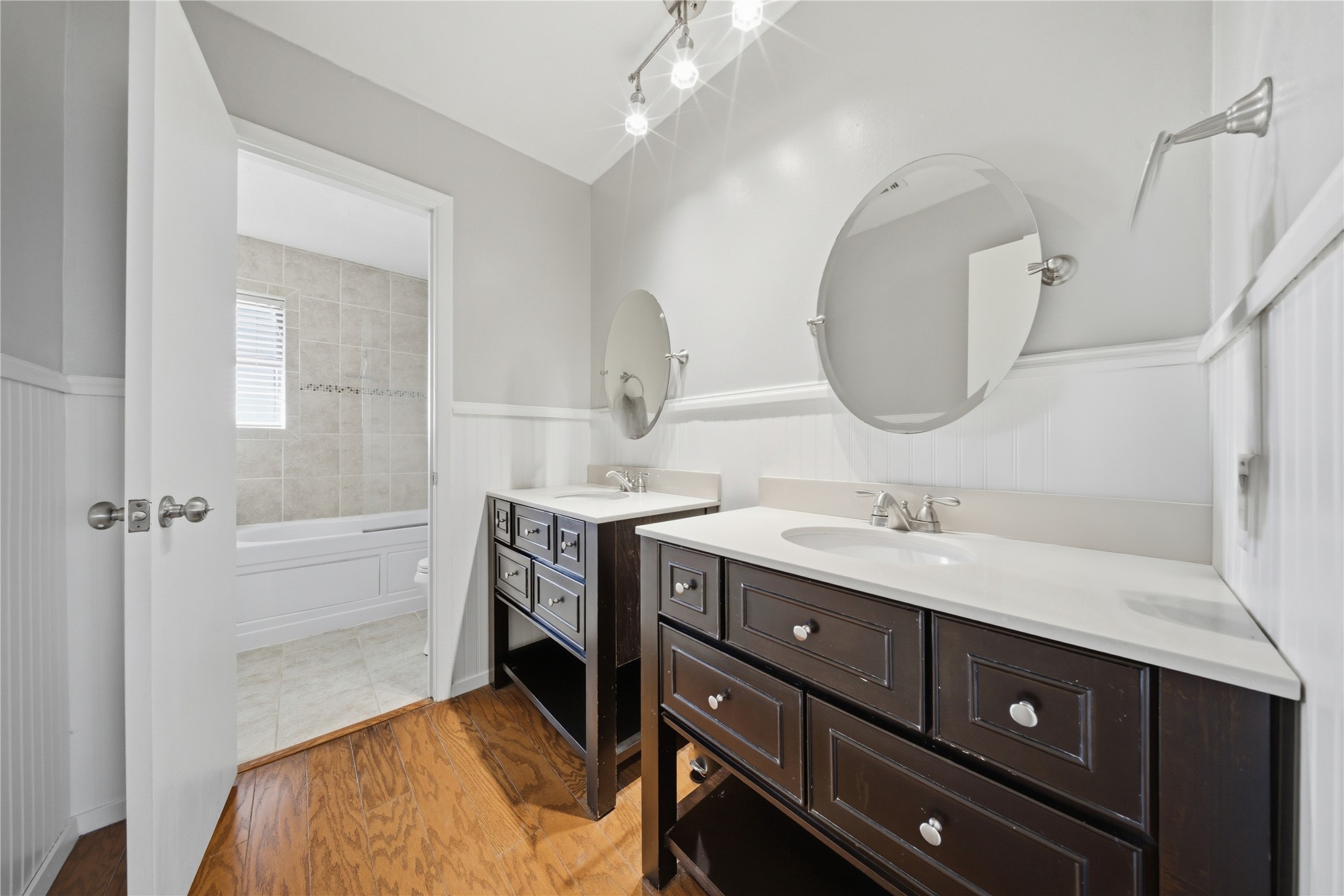 299 E College Street