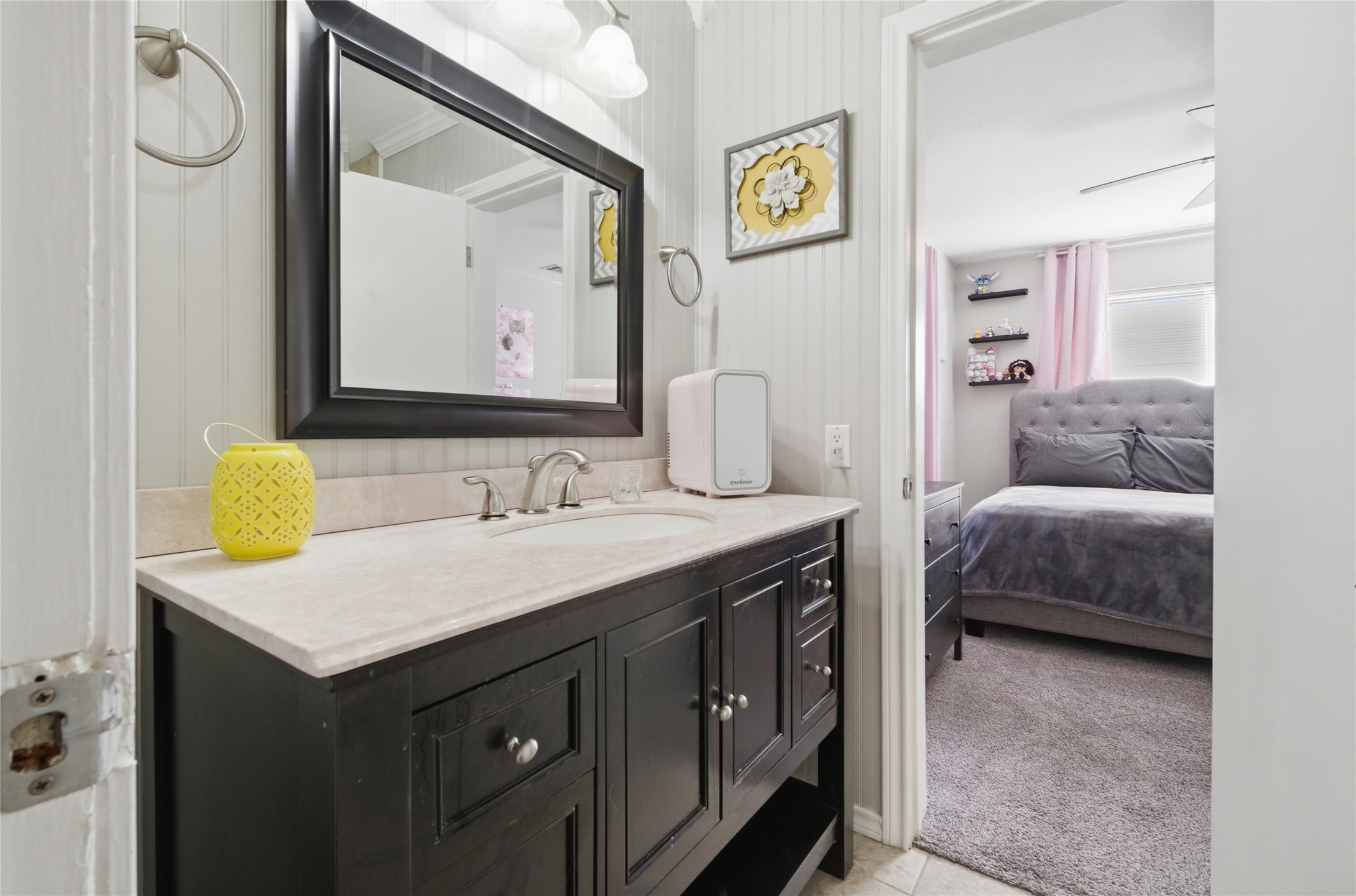 299 E College Street