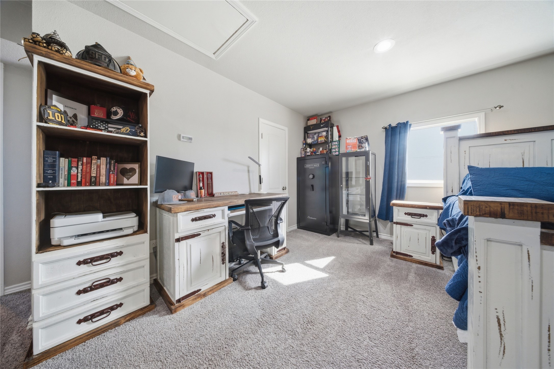 299 E College Street