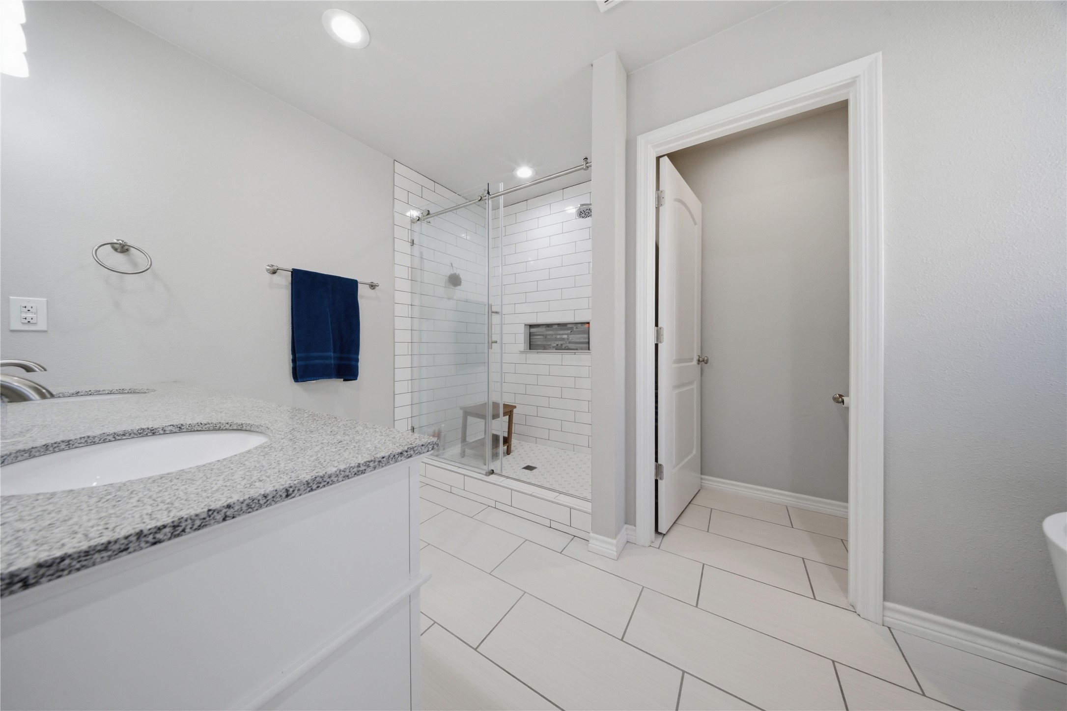 299 E College Street