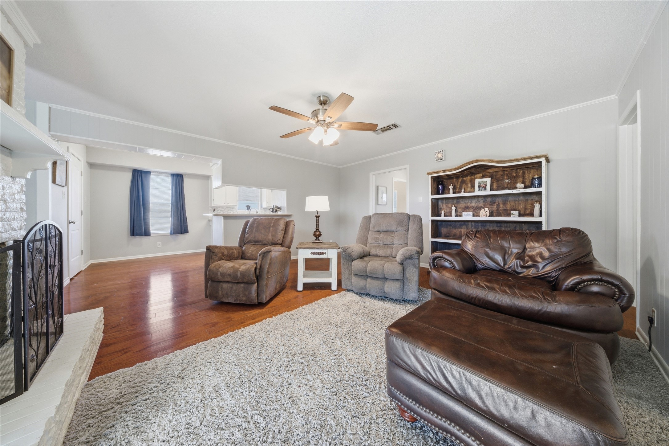 299 E College Street